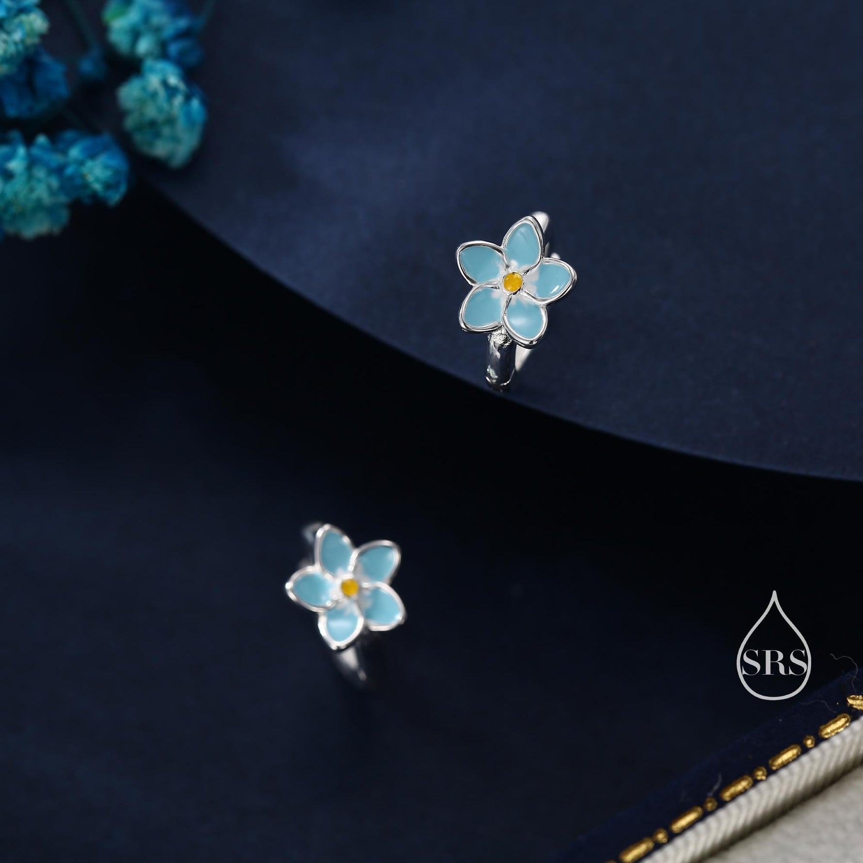 Dainty Forget Me Not Flower Huggie Hoop in Sterling Silver, Enamel Flower hoop Earrings, Forget Me Not Floral Earrings, 8mm Inner Diameter