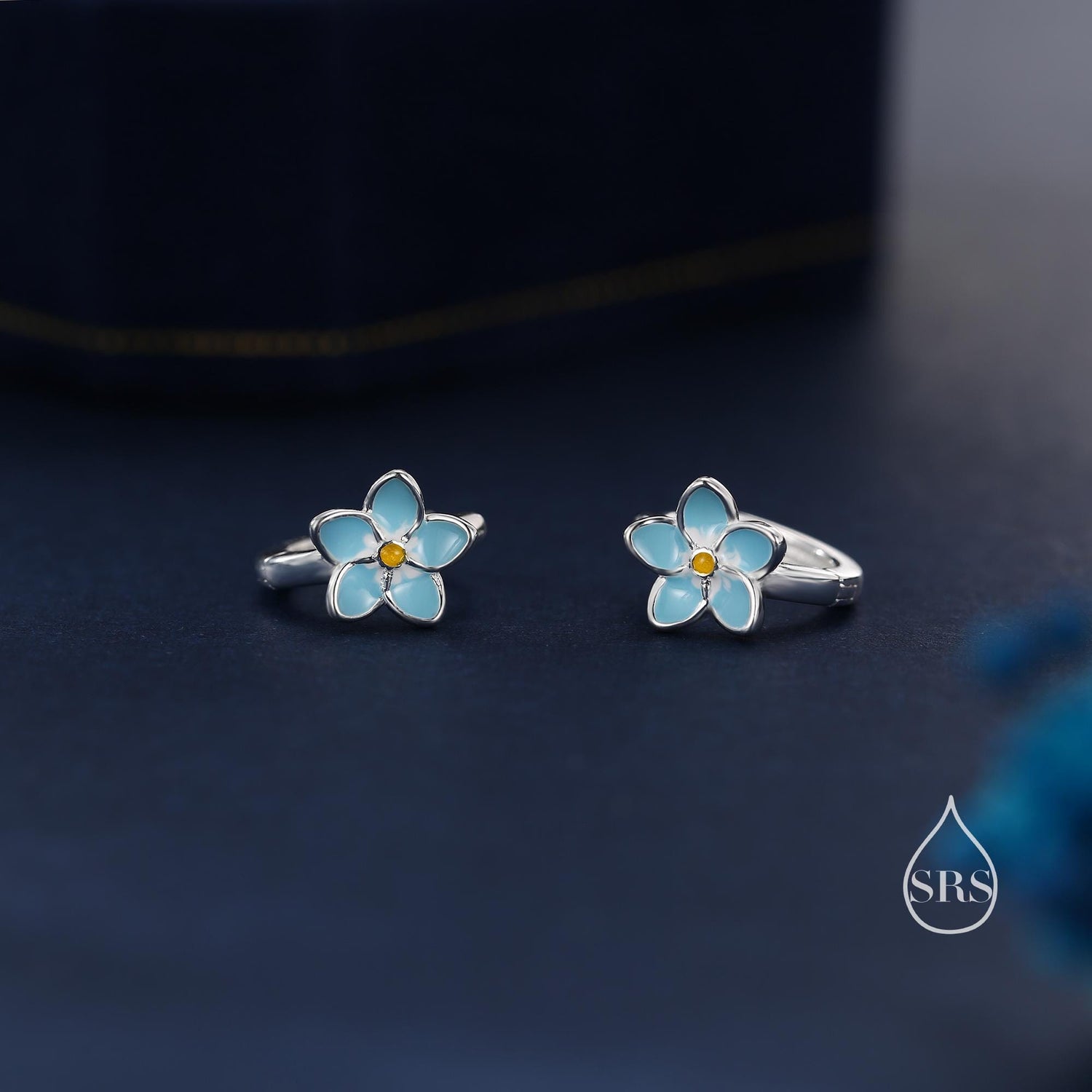 Dainty Forget Me Not Flower Huggie Hoop in Sterling Silver, Enamel Flower hoop Earrings, Forget Me Not Floral Earrings, 8mm Inner Diameter