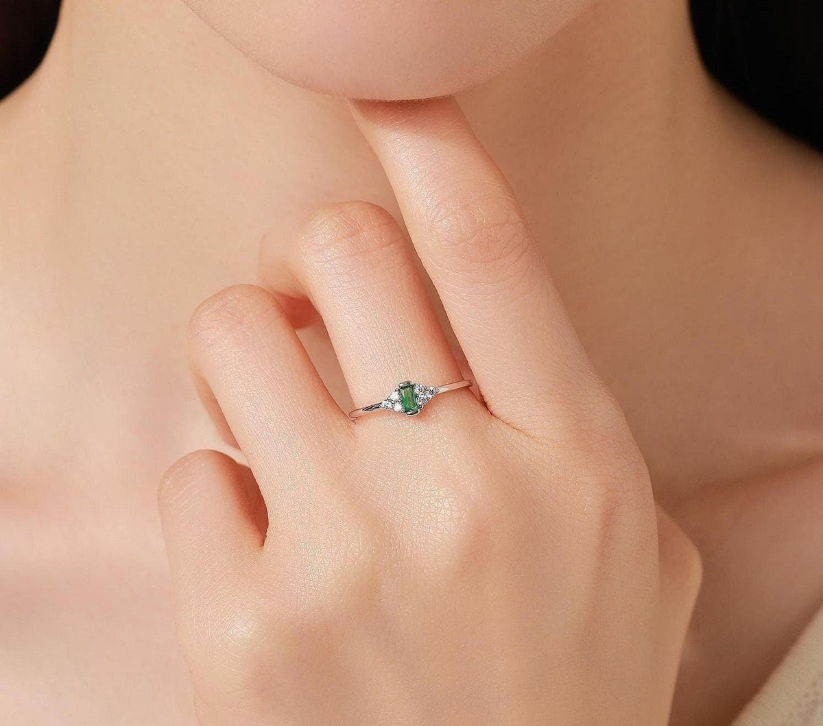Vintage Inspired Emerald Green CZ Ring in Sterling Silver, Baguette Ring, Delicate Emerald Ring, Size US 5 - 8