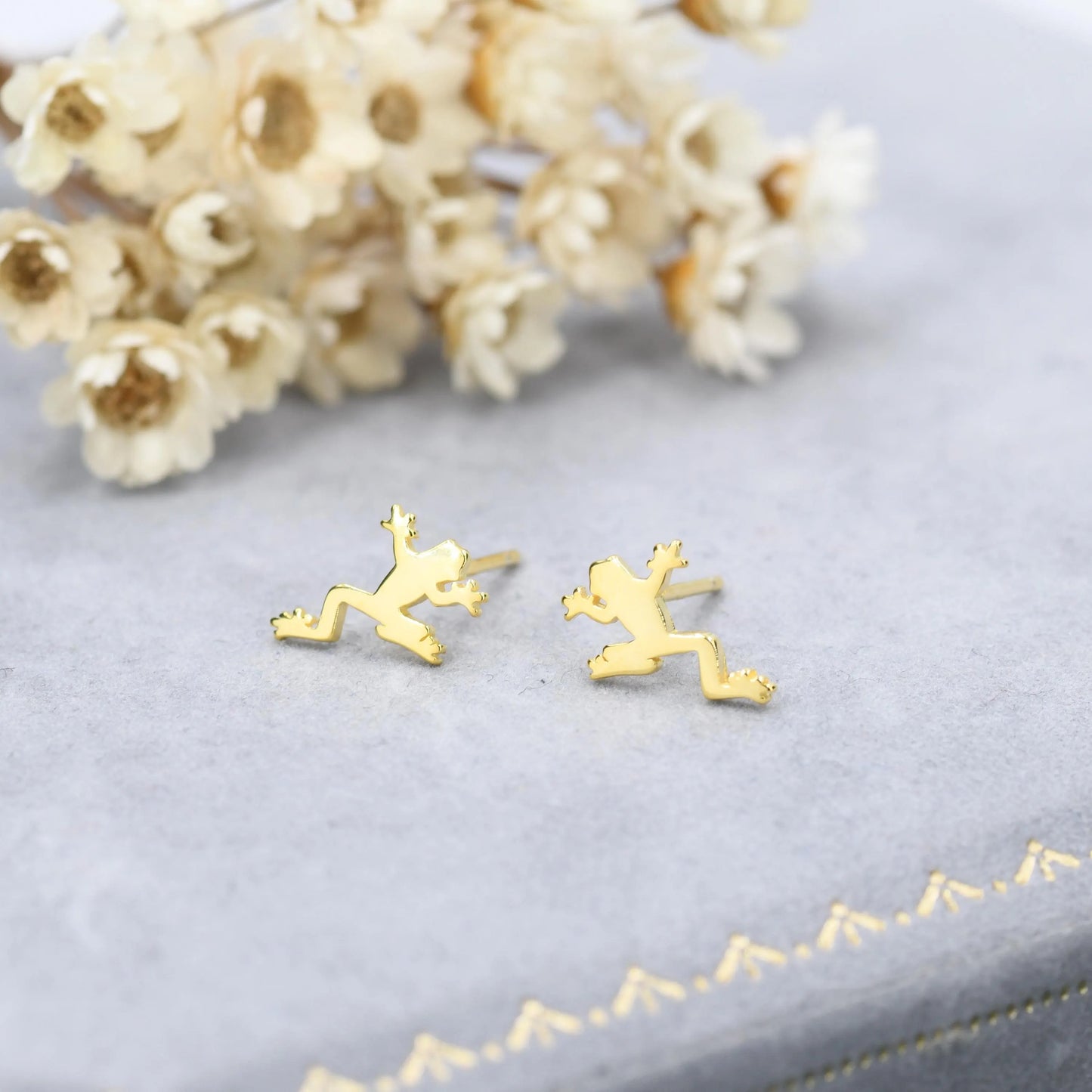 Frog Stud Earrings in Sterling Silver, Tree Frog, Rain Forest Frog Nature Inspired, Cute Fun and Quirky