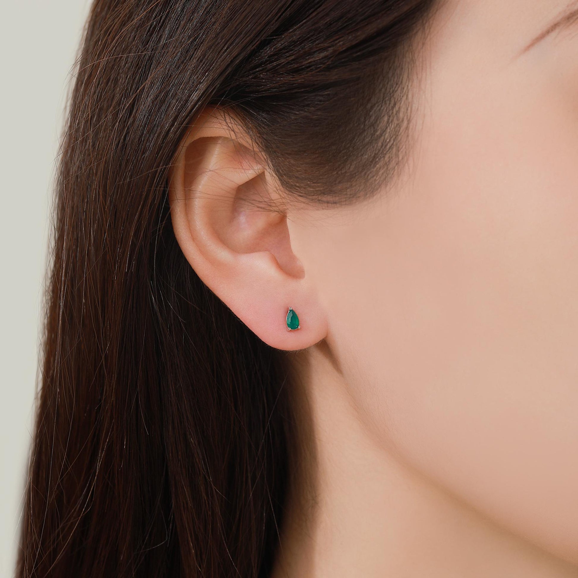 Genuine Green Onyx Droplet Stud Earrings in Sterling Silver, 4x6 mm Green Onyx Crystal Earrings, Natural Onyx Pear Cut Earrings