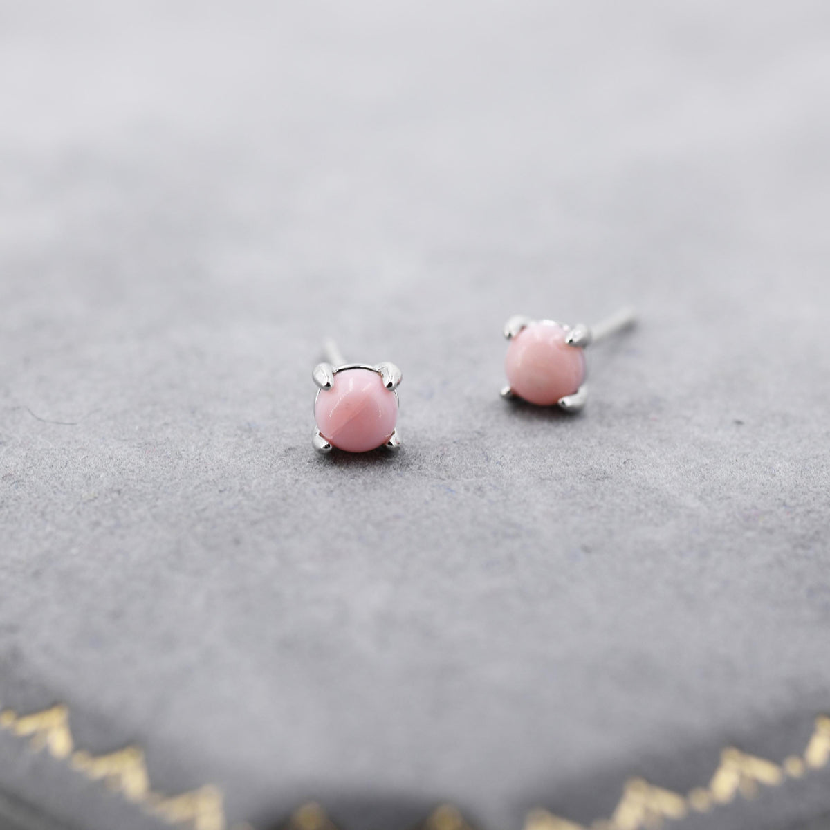 Mother of Pearl from the Queen Conch Shell Stud Earrings in Sterling Silver, 4mm, Genuine mother of pearl Stud, 4 Prongs,