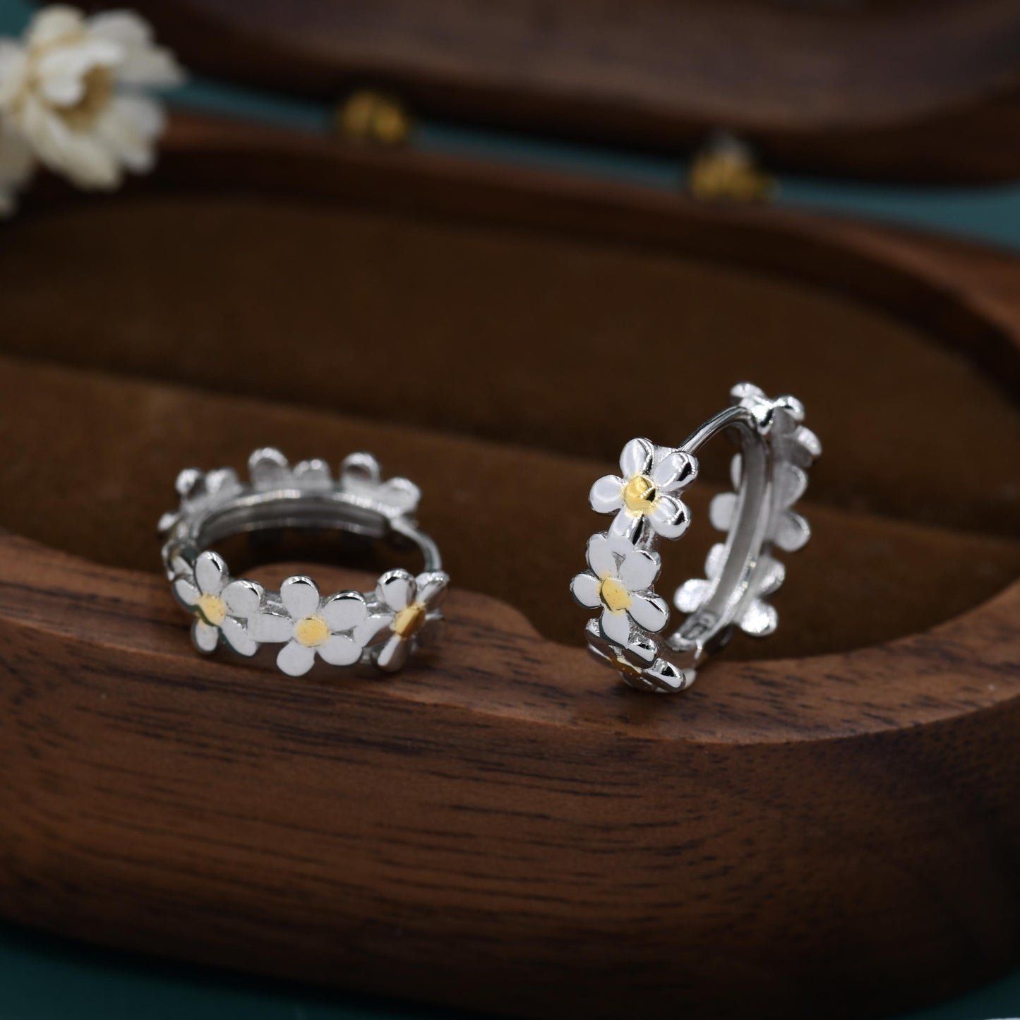 Daisy Chain Huggie Hoop in Sterling Silver, Partial Gold, Flower hoop Earrings, Forget Me Not Floral Earrings, 10mm Inner Diameter
