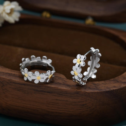 Daisy Chain Huggie Hoop in Sterling Silver, Partial Gold, Flower hoop Earrings, Forget Me Not Floral Earrings, 10mm Inner Diameter