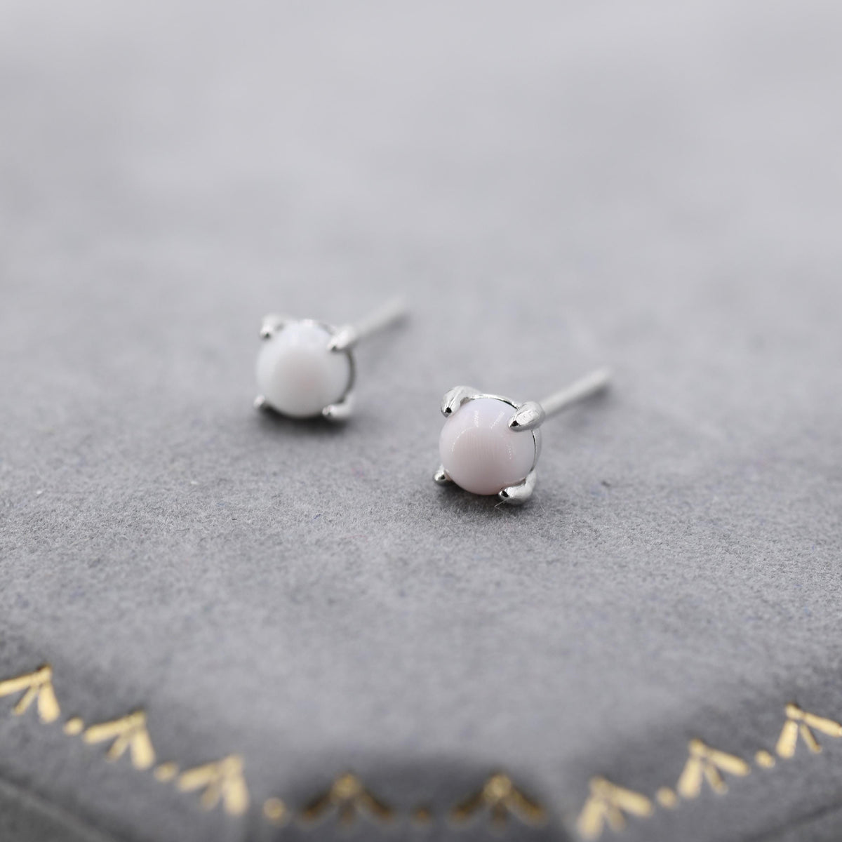 Mother of Pearl from the Queen Conch Shell Stud Earrings in Sterling Silver, 4mm, Genuine mother of pearl Stud, 4 Prongs,