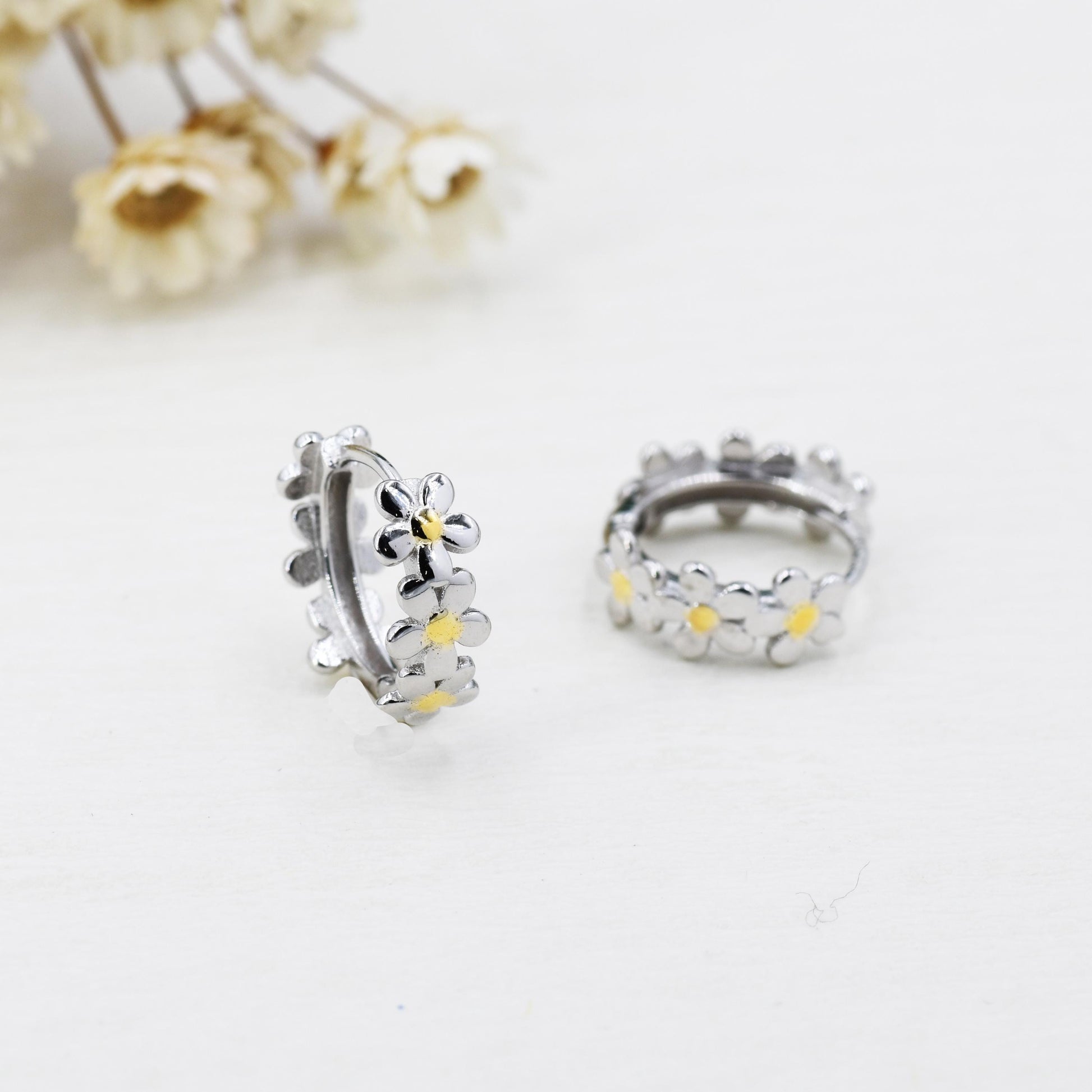 Daisy Chain Huggie Hoop in Sterling Silver, Partial Gold, Flower hoop Earrings, Forget Me Not Floral Earrings, 10mm Inner Diameter