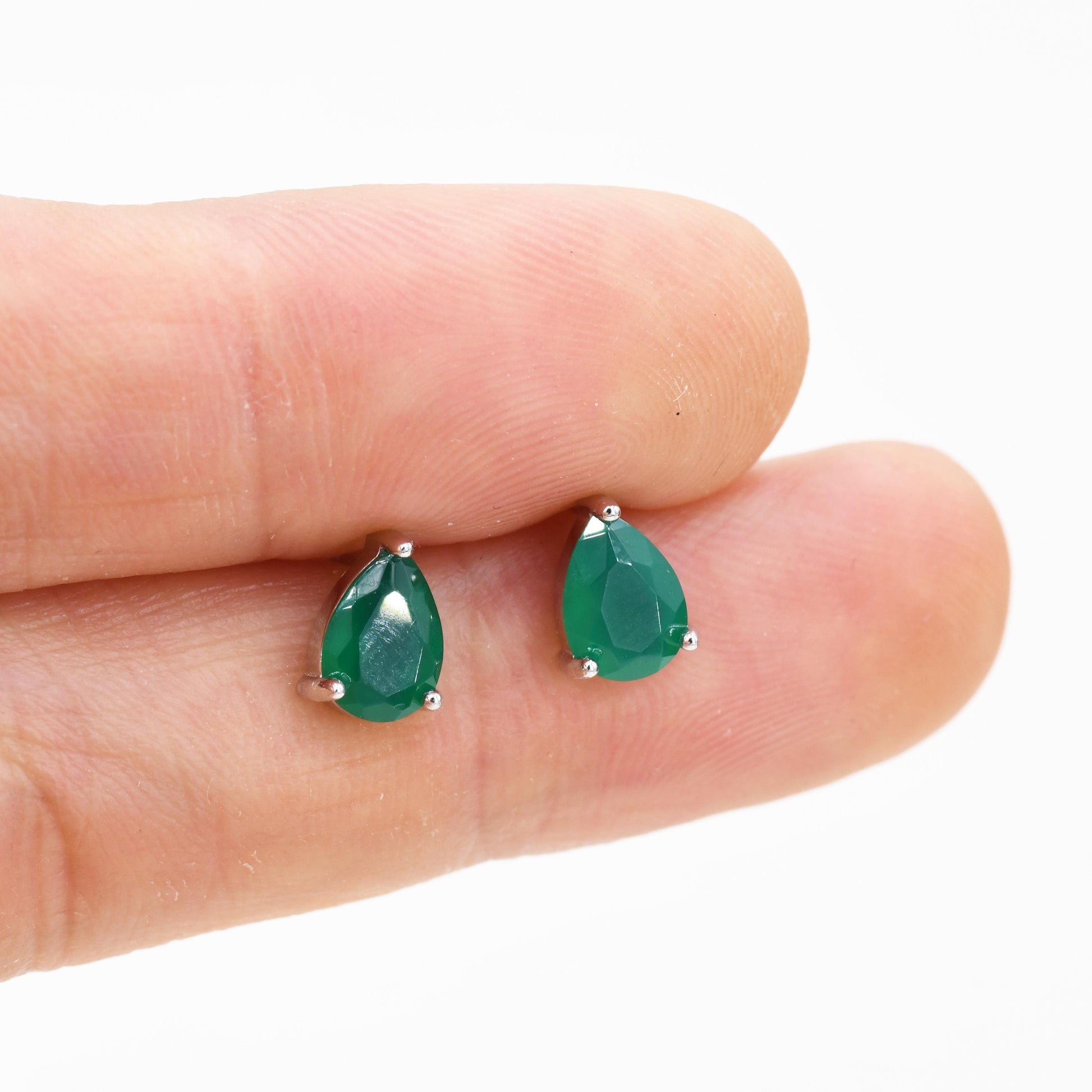 Genuine Green Onyx Droplet Stud Earrings in Sterling Silver,5x7mm Green Onyx Crystal Earrings, Natural Onyx Pear Cut Earrings