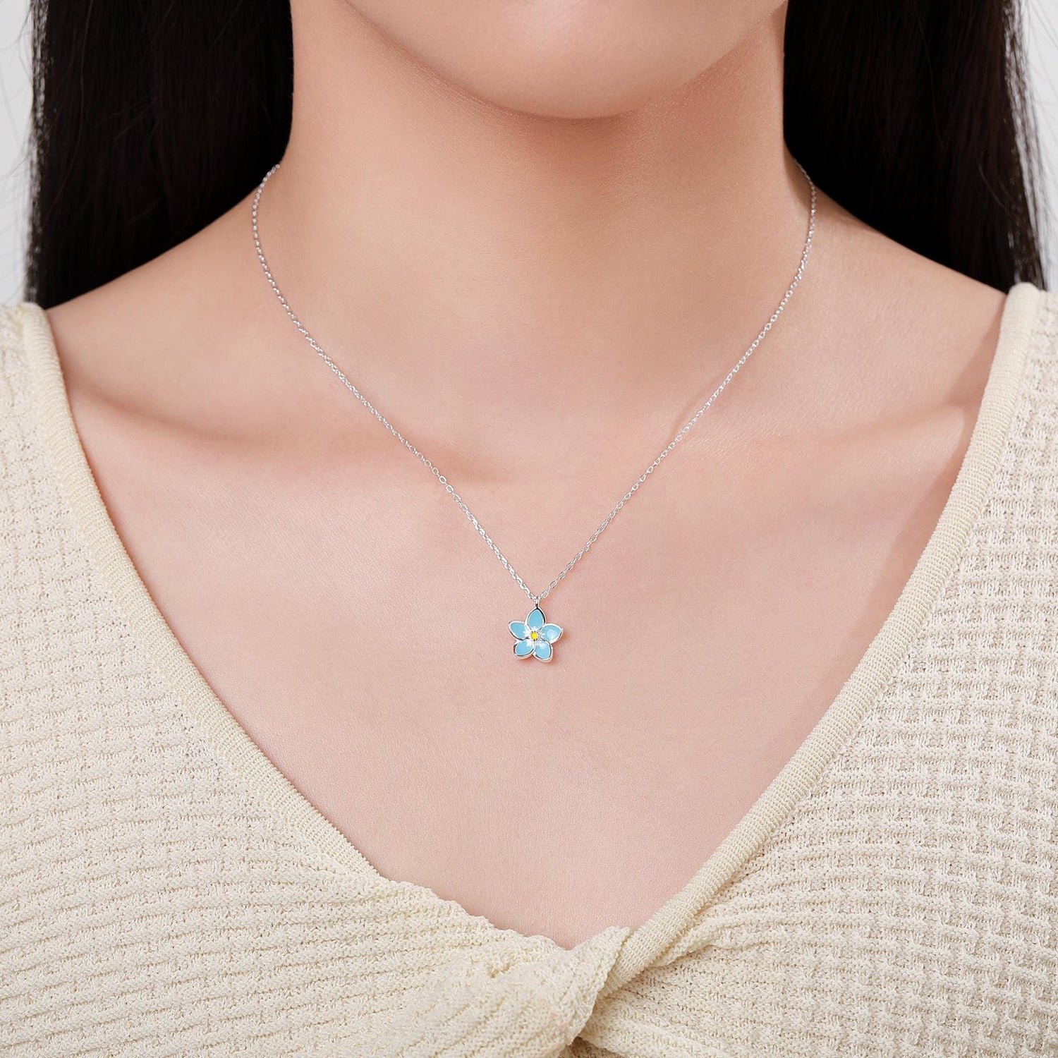 Sterling Silver Tiny Dainty Forget-me-not Flower Pendant Necklace, Flower Necklace, Small Forget-me-not Necklace, Forget me not Jewellery