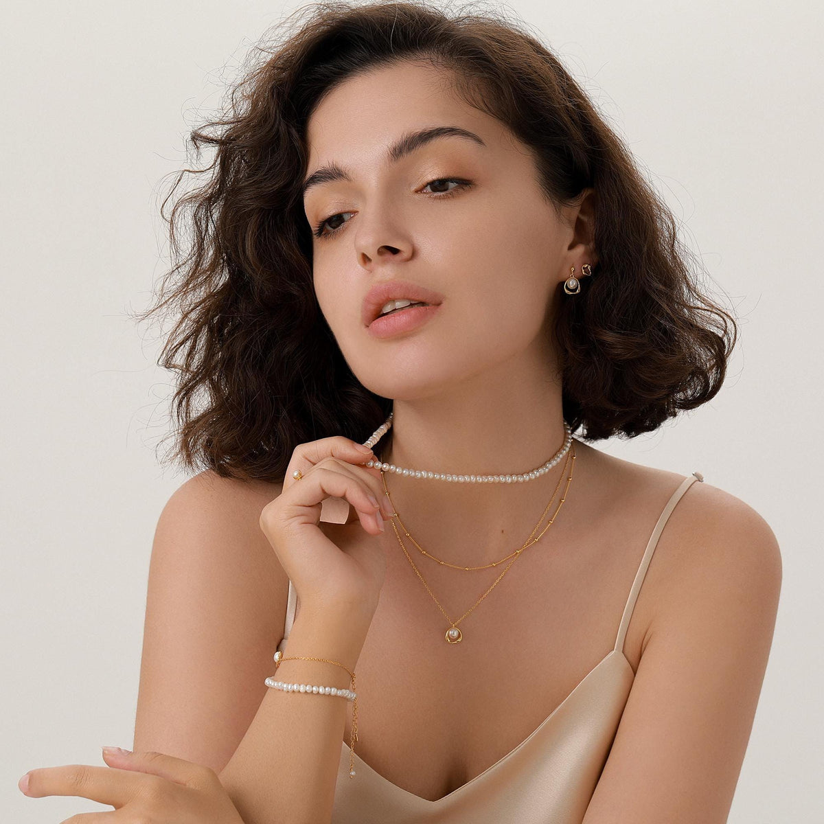 Genuine Freshwater Pearl Necklace in Sterling Silver, Slightly Irregular Shape Round Fresh Water Pearl Necklace, Men or Women, Unisex