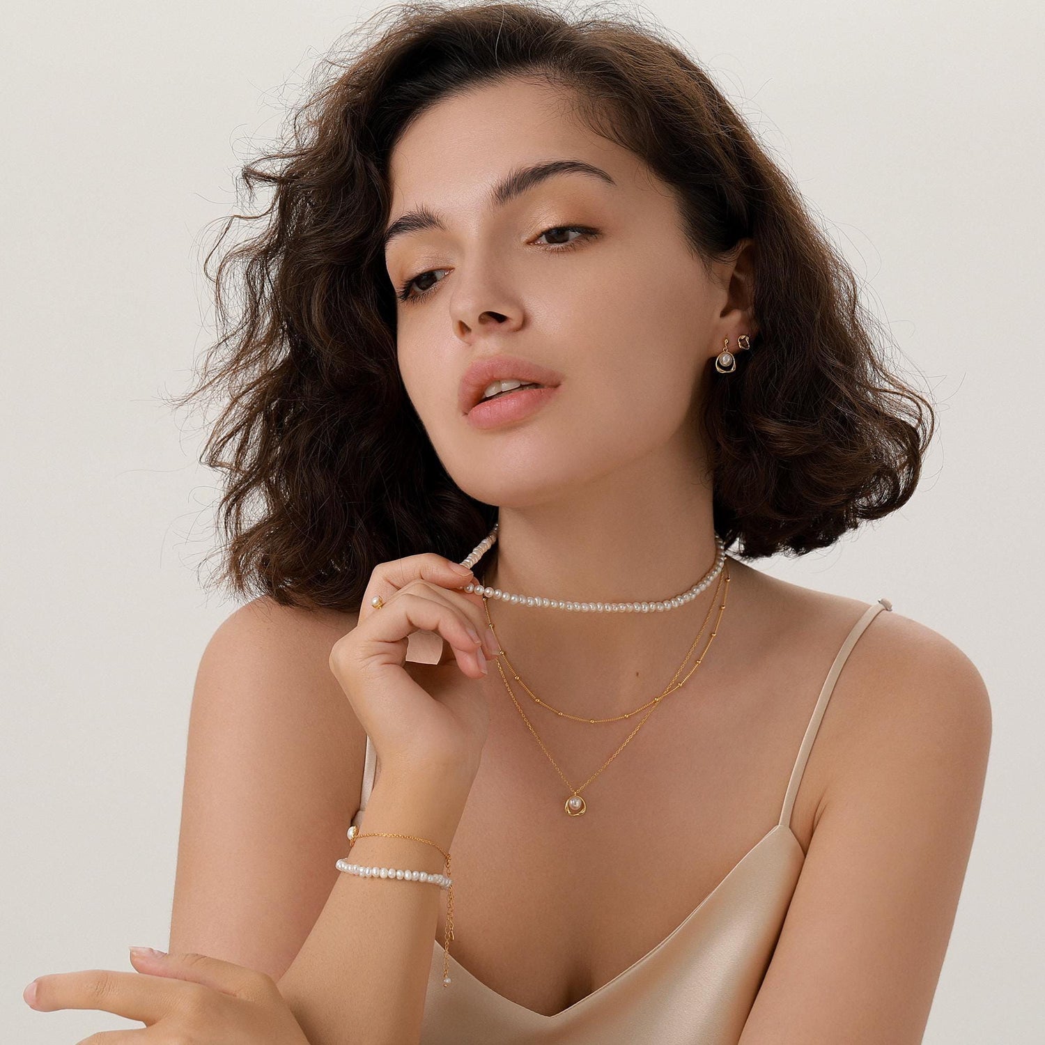Genuine Freshwater Pearl Necklace in Sterling Silver, Slightly Irregular Shape Round Fresh Water Pearl Necklace, Men or Women, Unisex