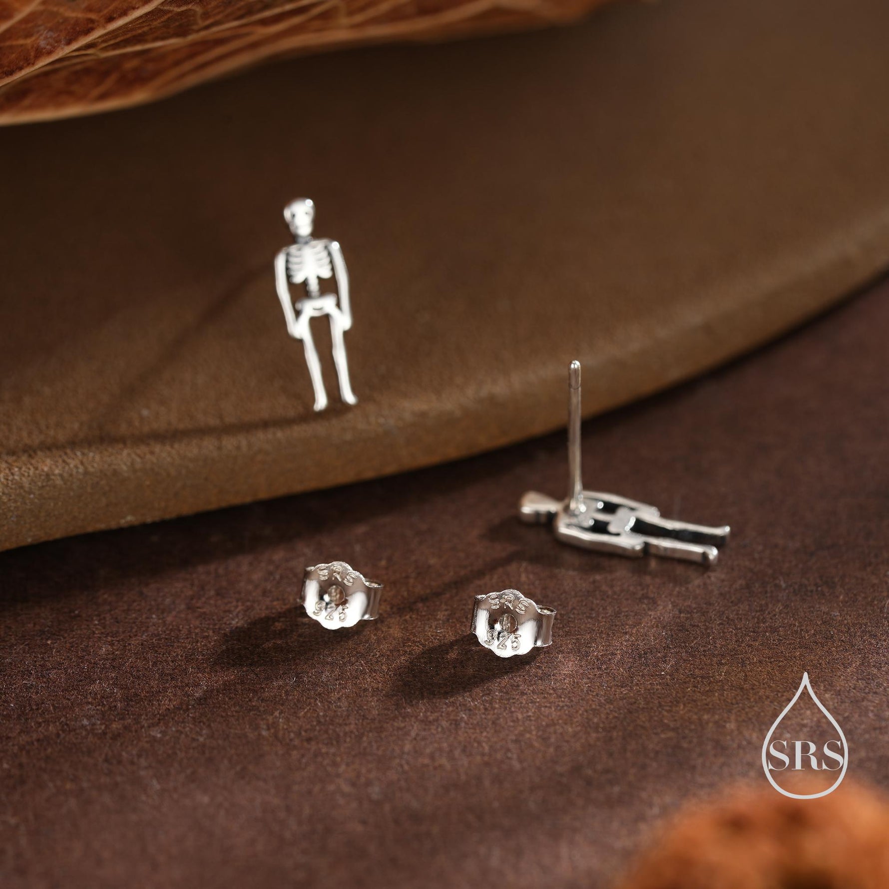 Sterling Silver Full Human Skeleton Stud Earrings – Oxidised Silver, Gold, or Rose Gold Finish, Quirky Science-Inspired Gothic Jewellery