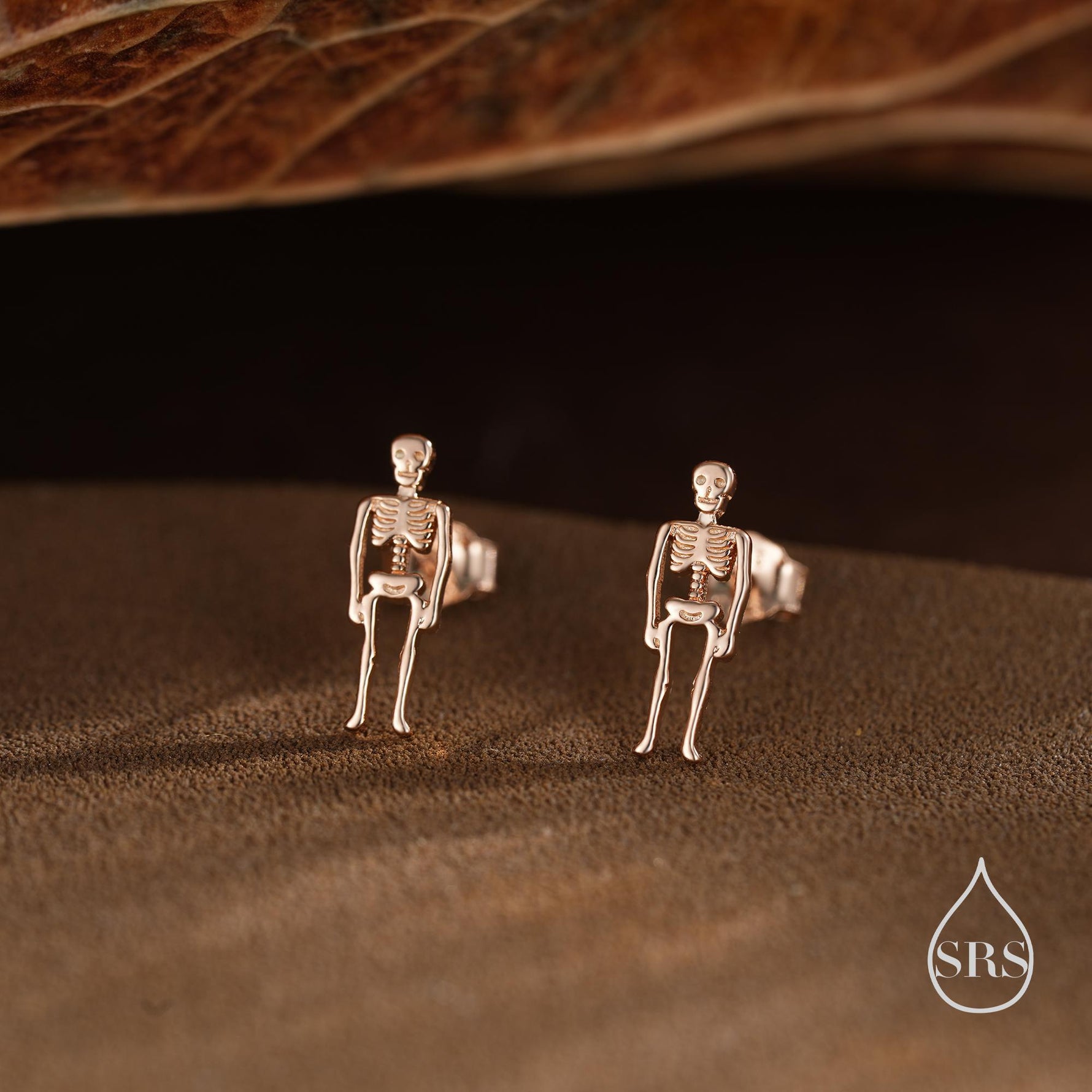 Sterling Silver Full Human Skeleton Stud Earrings – Oxidised Silver, Gold, or Rose Gold Finish, Quirky Science-Inspired Gothic Jewellery