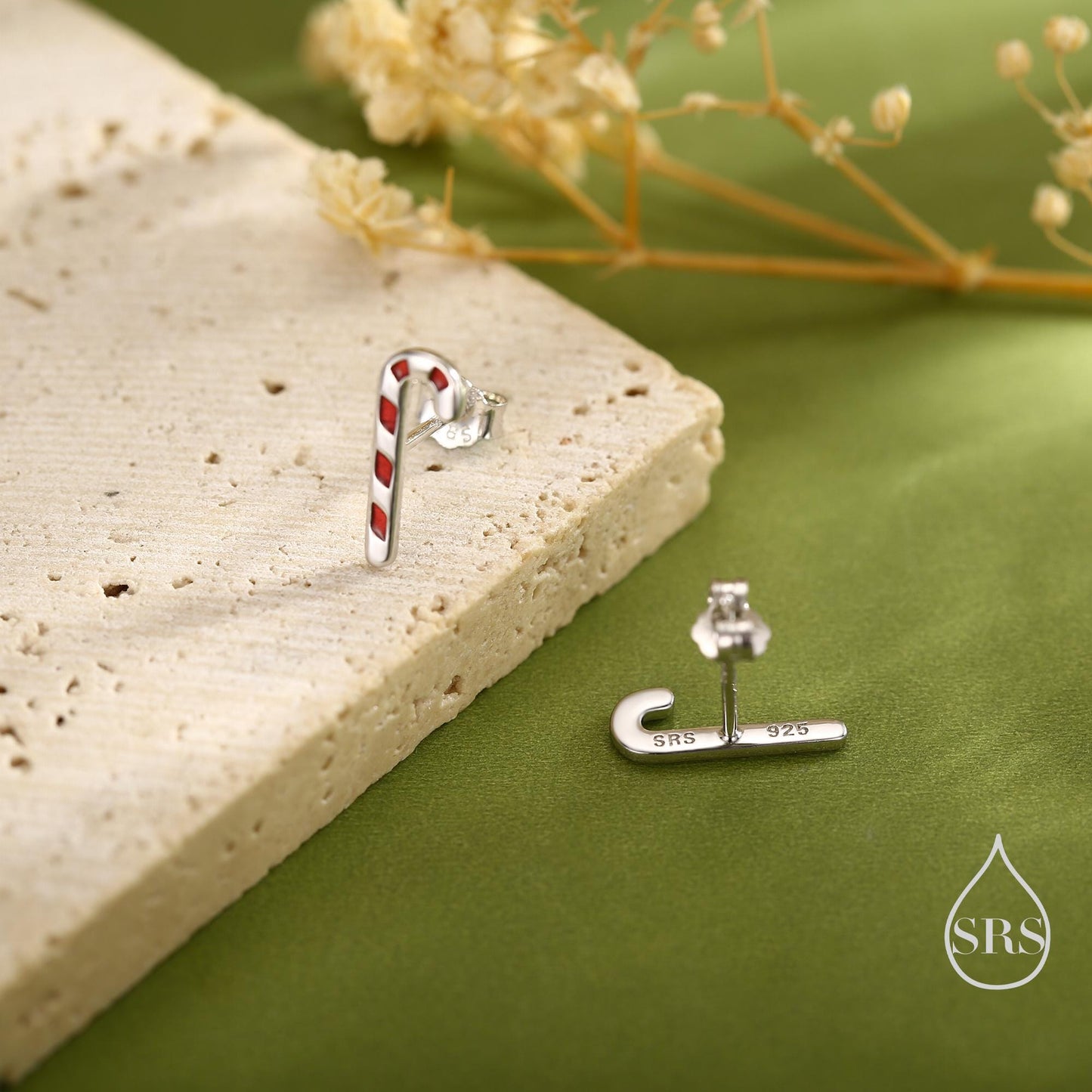 Sterling Silver Gingerbread Man & Candy Cane Stud Earrings – Christmas Mismatched Earrings, Festive Holiday Jewellery, Asymmetric Earrings