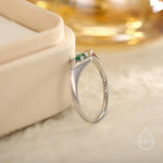 Kite Signet Emerald Ring in Sterling Silver, Silver or Gold, Starburst Emerald CZ Ring, Rhombus Ring, US 5 - 8