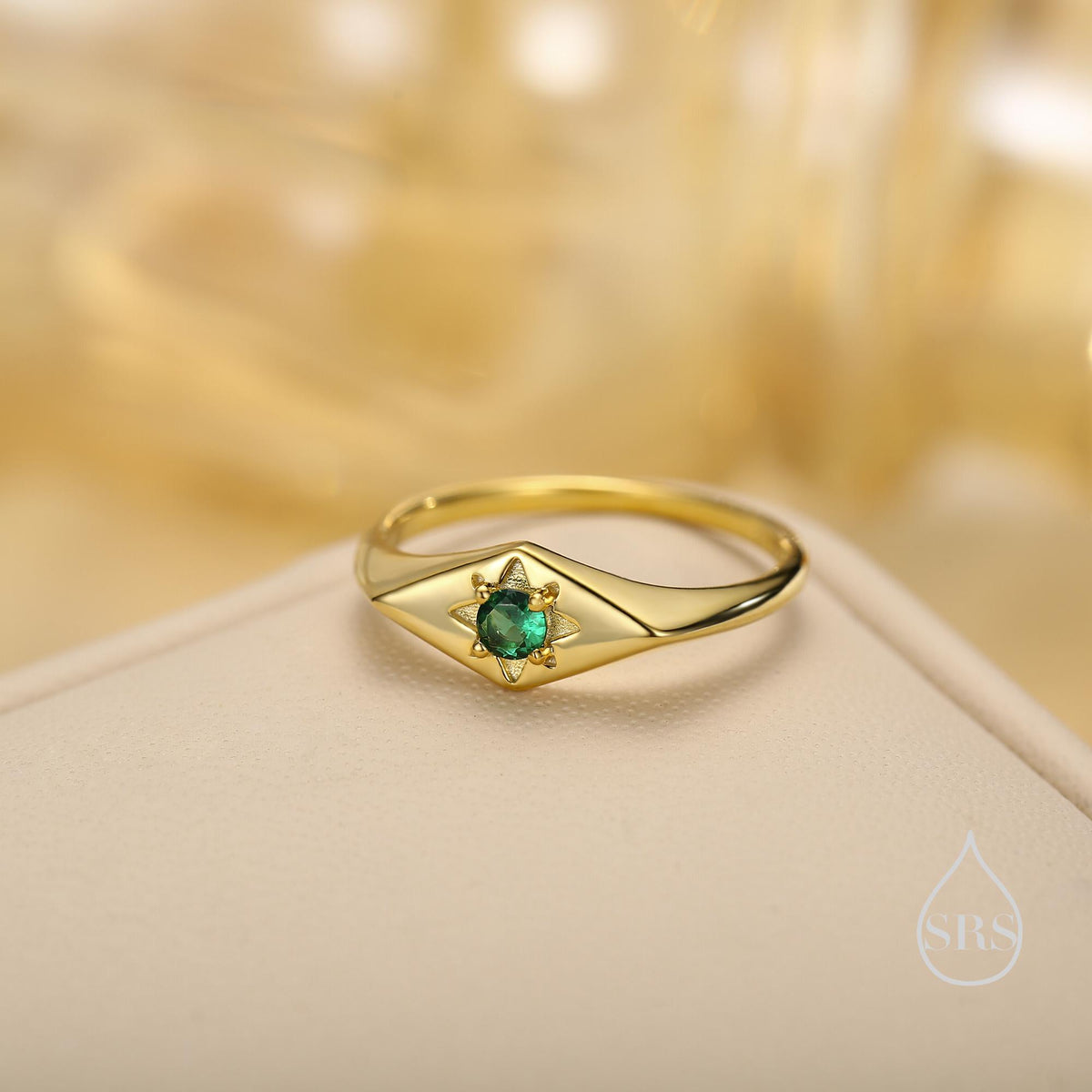 Kite Signet Emerald Ring in Sterling Silver, Silver or Gold, Starburst Emerald CZ Ring, Rhombus Ring, US 5 - 8