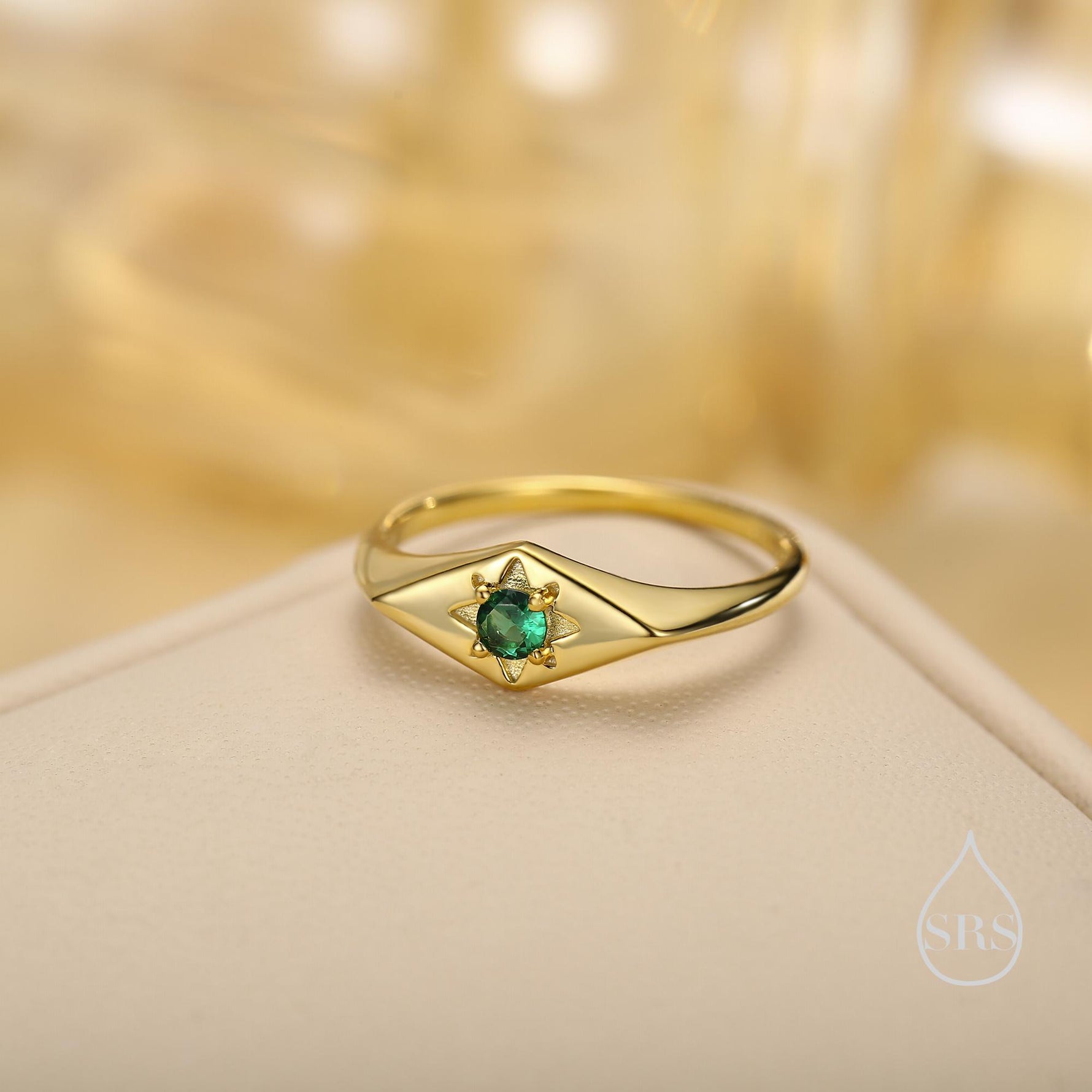 Kite Signet Emerald Ring in Sterling Silver, Silver or Gold, Starburst Emerald CZ Ring, Rhombus Ring, US 5 - 8