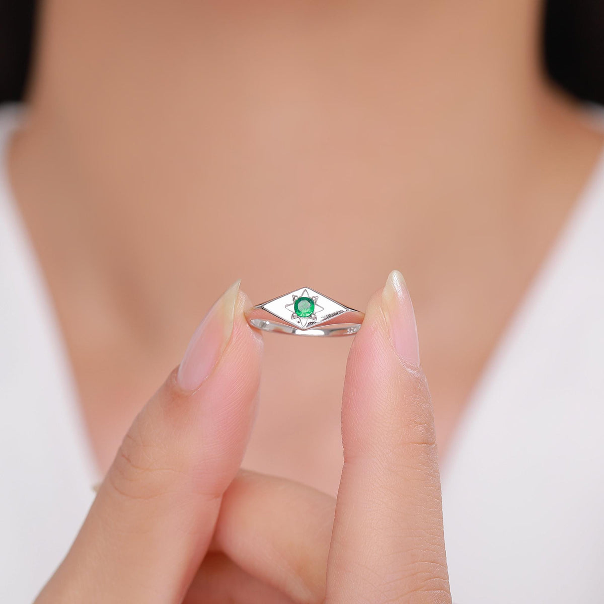 Kite Signet Emerald Ring in Sterling Silver, Silver or Gold, Starburst Emerald CZ Ring, Rhombus Ring, US 5 - 8