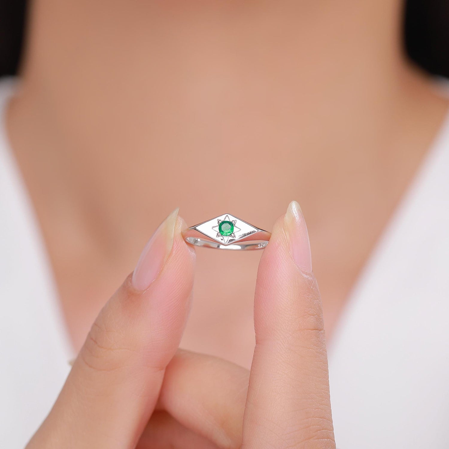 Kite Signet Emerald Ring in Sterling Silver, Silver or Gold, Starburst Emerald CZ Ring, Rhombus Ring, US 5 - 8