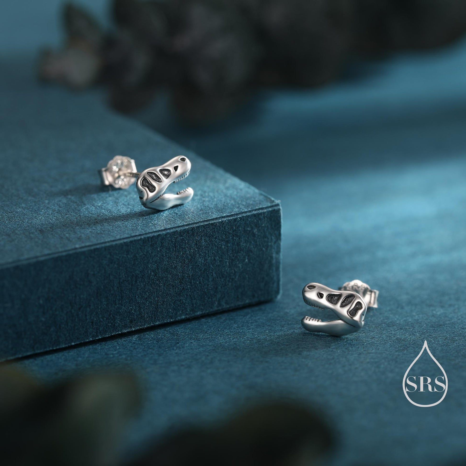 Oxidised Finish Dinosaur Fossil Stud Earrings in Sterling Silver, T Rex or Triceratops Skull, Quirky Dino Stud, Asymmetric Dinosaur Earrings