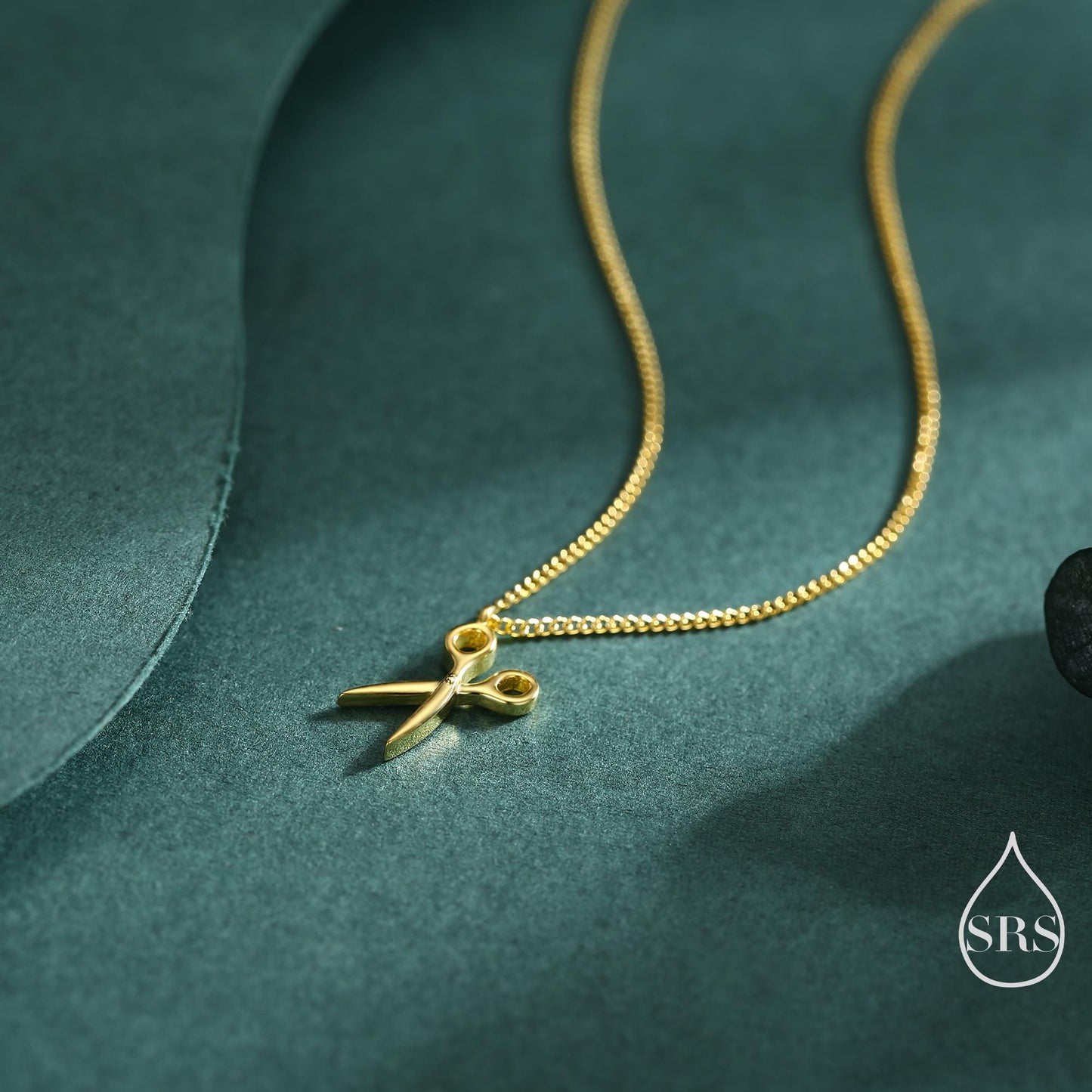 Very Small Scissors Pendant Necklace in Sterling Silver, Silver, Gold or Rose Gold, Cute Scissors Necklace, Silver Scissors Necklace