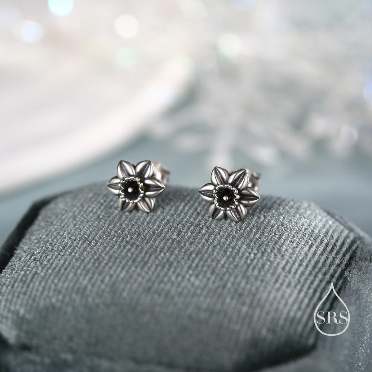 Daffodil Stud Earrings in Sterling Silver, Tiny Flower Earrings, Four Finishes, Daffodil Earrings, March Birth Flower, Gold or Rose Gold