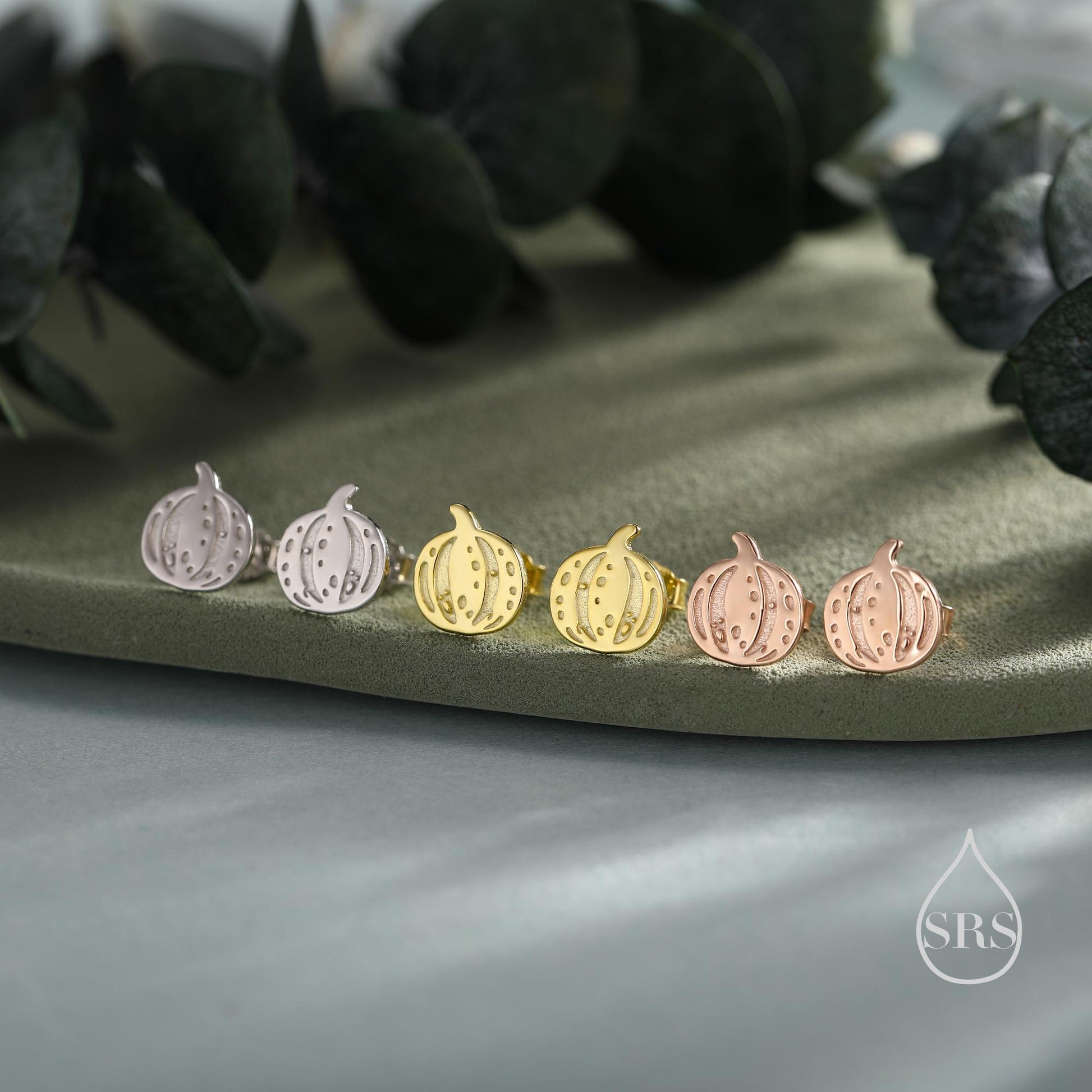 Pumpkin Squash Stud Earrings in Sterling Silver, Silver, Gold or Rose Gold, Small Stripy Pumpkin Earrings, Halloween Earrings