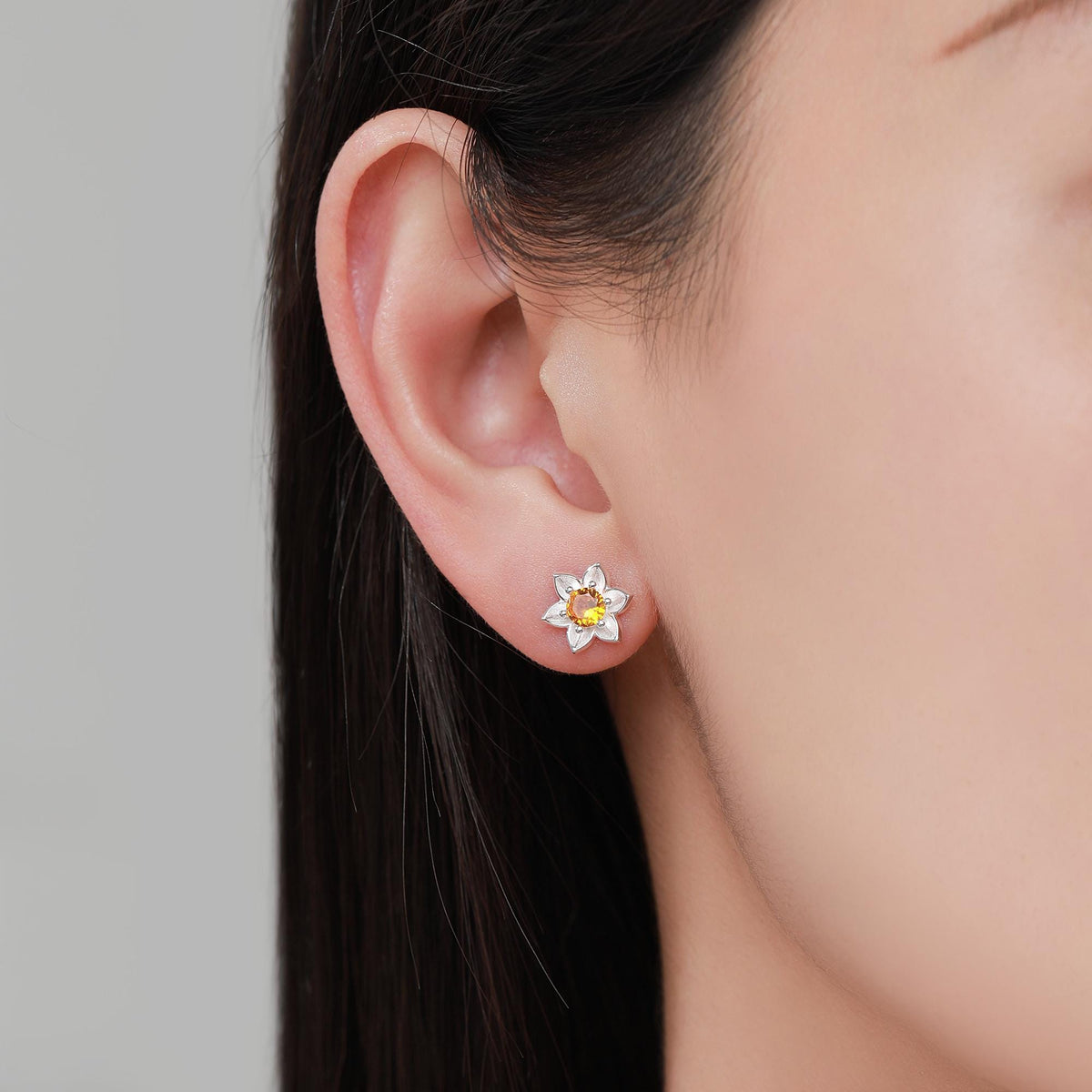Daffodil CZ Stud Earrings in Sterling Silver, Tiny Flower Earrings, Small Daffodil Earrings, Forget-me-not Stud, Birth Flower for March