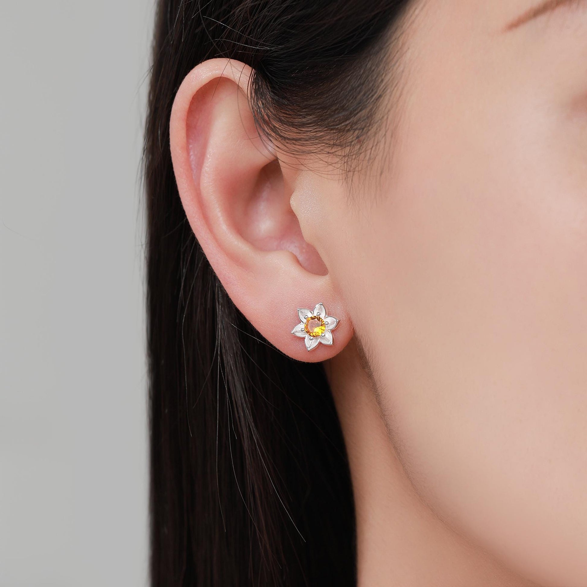 Daffodil CZ Stud Earrings in Sterling Silver, Tiny Flower Earrings, Small Daffodil Earrings, Forget-me-not Stud, Birth Flower for March