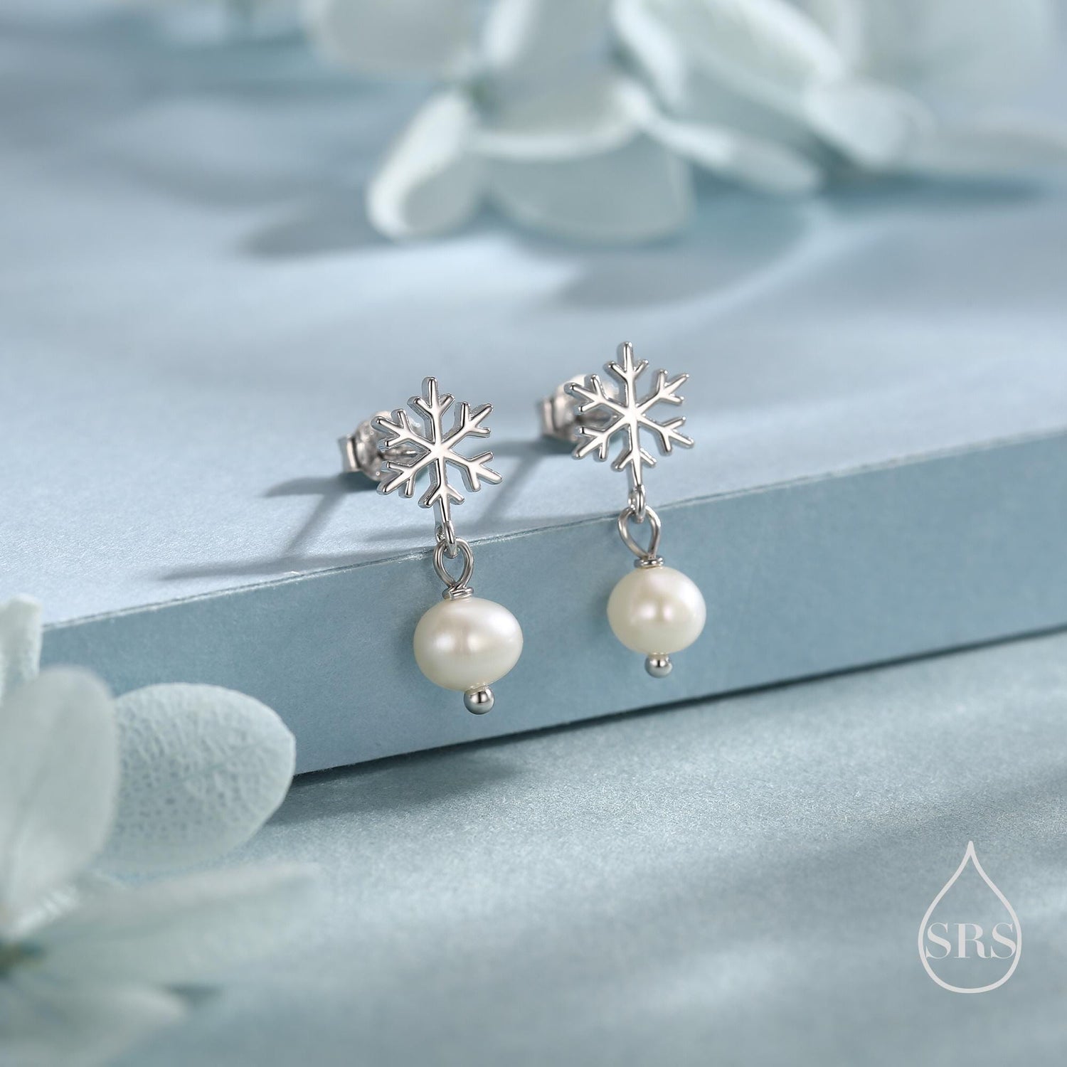 Snowflake and Natural Pearl Stud Earrings in Sterling Silver, Snow with Irregular Shape Pearls Earrings, Snowflake Earrings