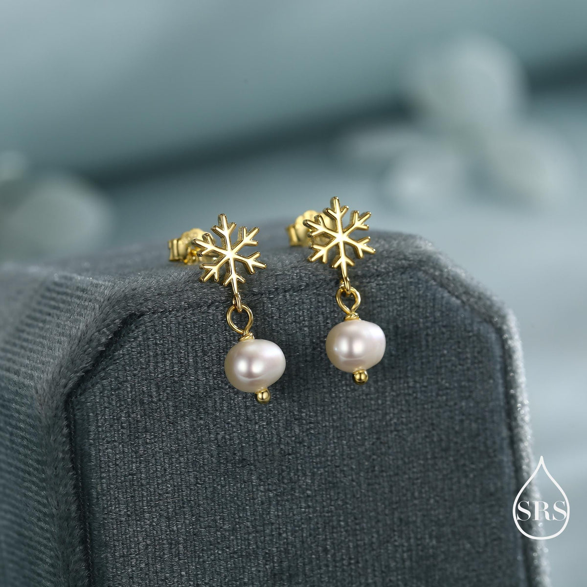 Snowflake and Natural Pearl Stud Earrings in Sterling Silver, Snow with Irregular Shape Pearls Earrings, Snowflake Earrings