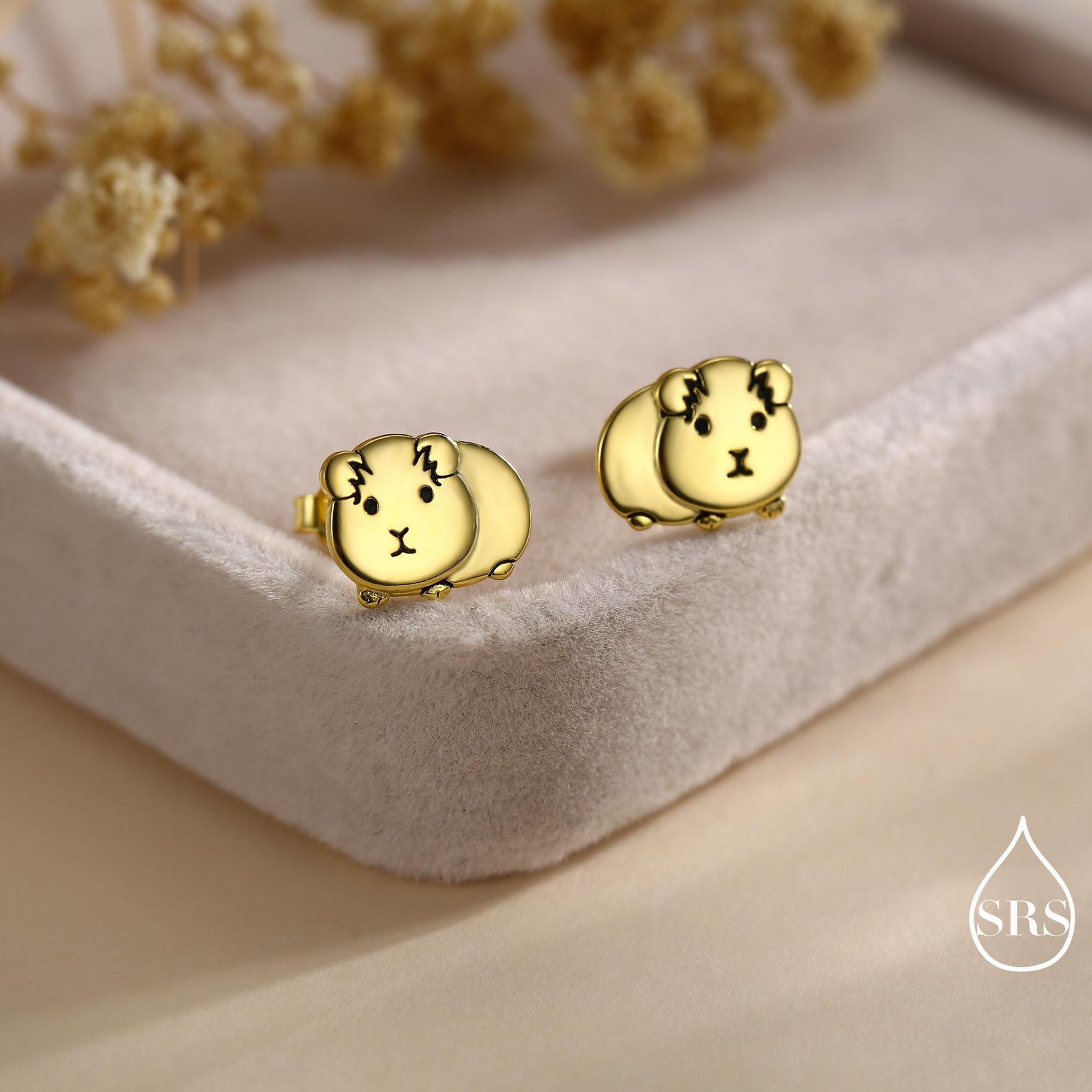 Cute Guinea Pig Stud Earrings in Sterling Silver, Silver Gold or Rose Gold, Guinea Pig Stud Earrings, Pet Earrings, Guinea Pig Earrings
