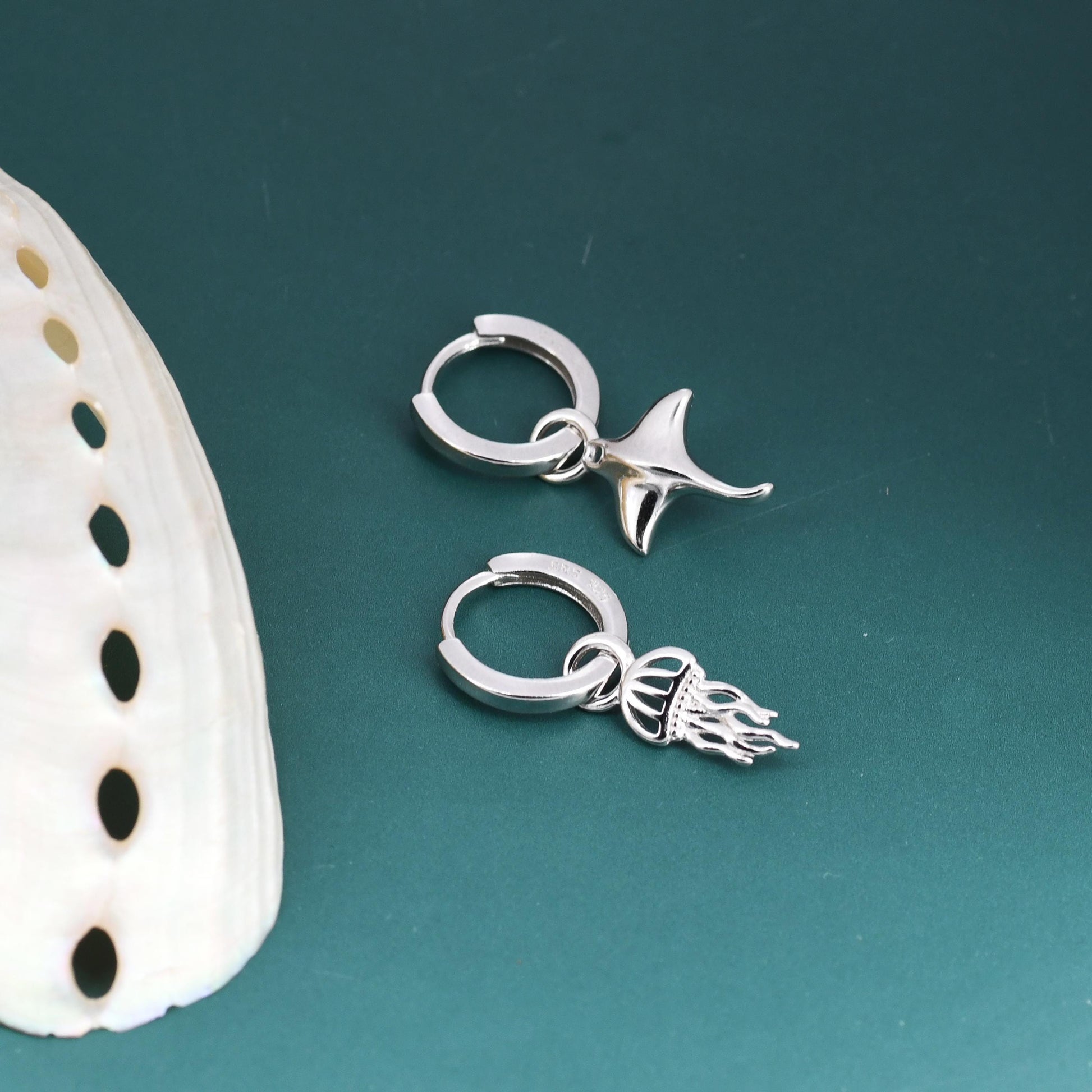 Mismatched Manta Ray Fish and Jellyfish Huggie Hoop Earrings, Asymmetric Stingray and Jellyfish Dangle Hoop Earrings, Fish Dangle Earrings