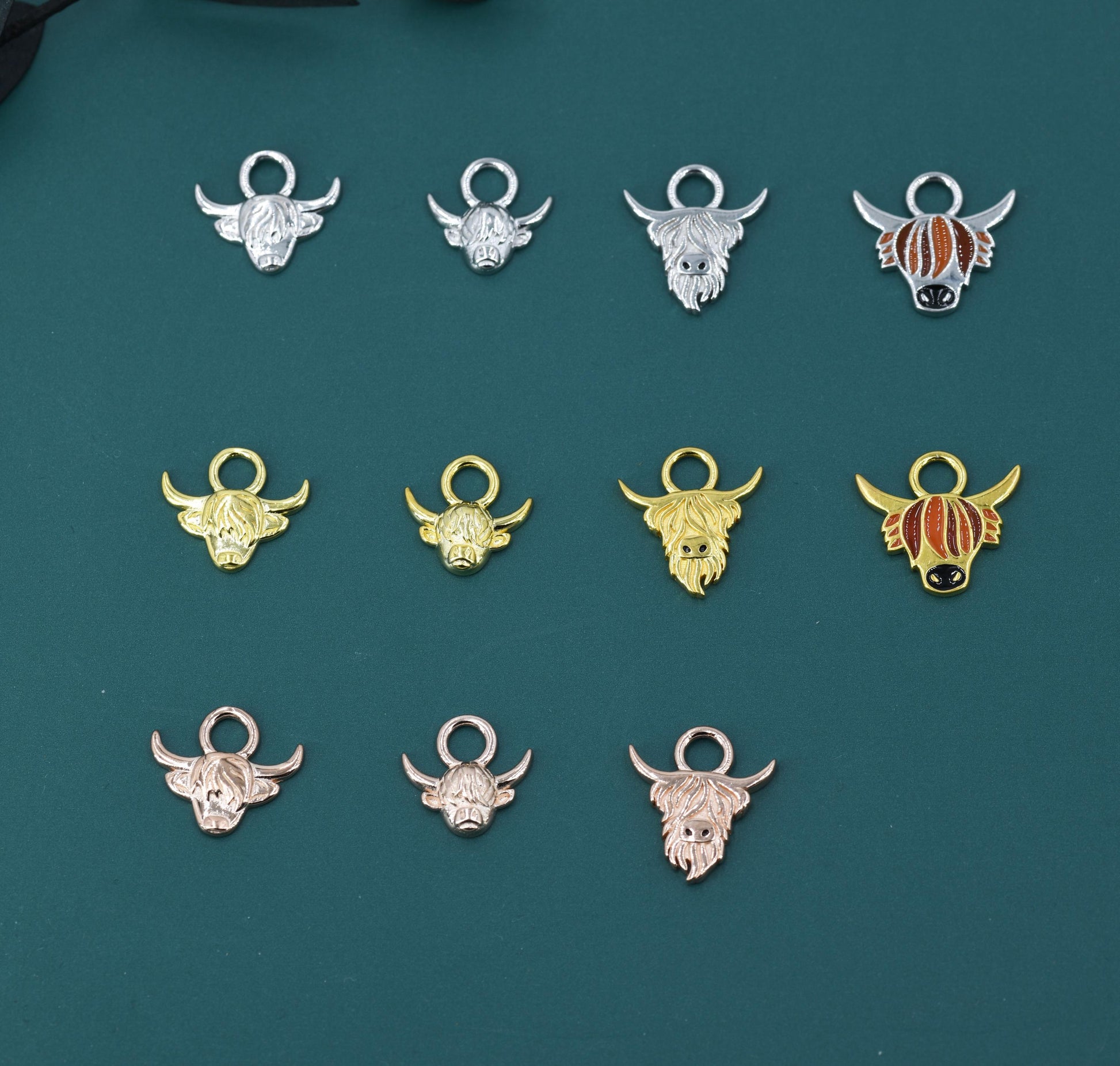 Highland Cow Charms for Huggie Hoops, Sold as a pair, Sterling Silver Charms for Earrings, Detachable, Silver or Gold, Interchangeable Charm