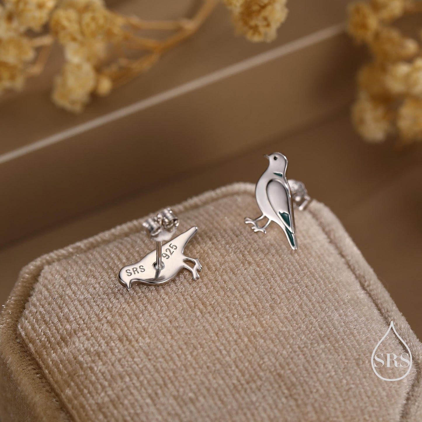 Eurasian Collared Dove Earrings in Sterling Silver, Cute Pigeon Bird Stud Earrings, Nature-Inspired Animal Earrings, Bird Earrings