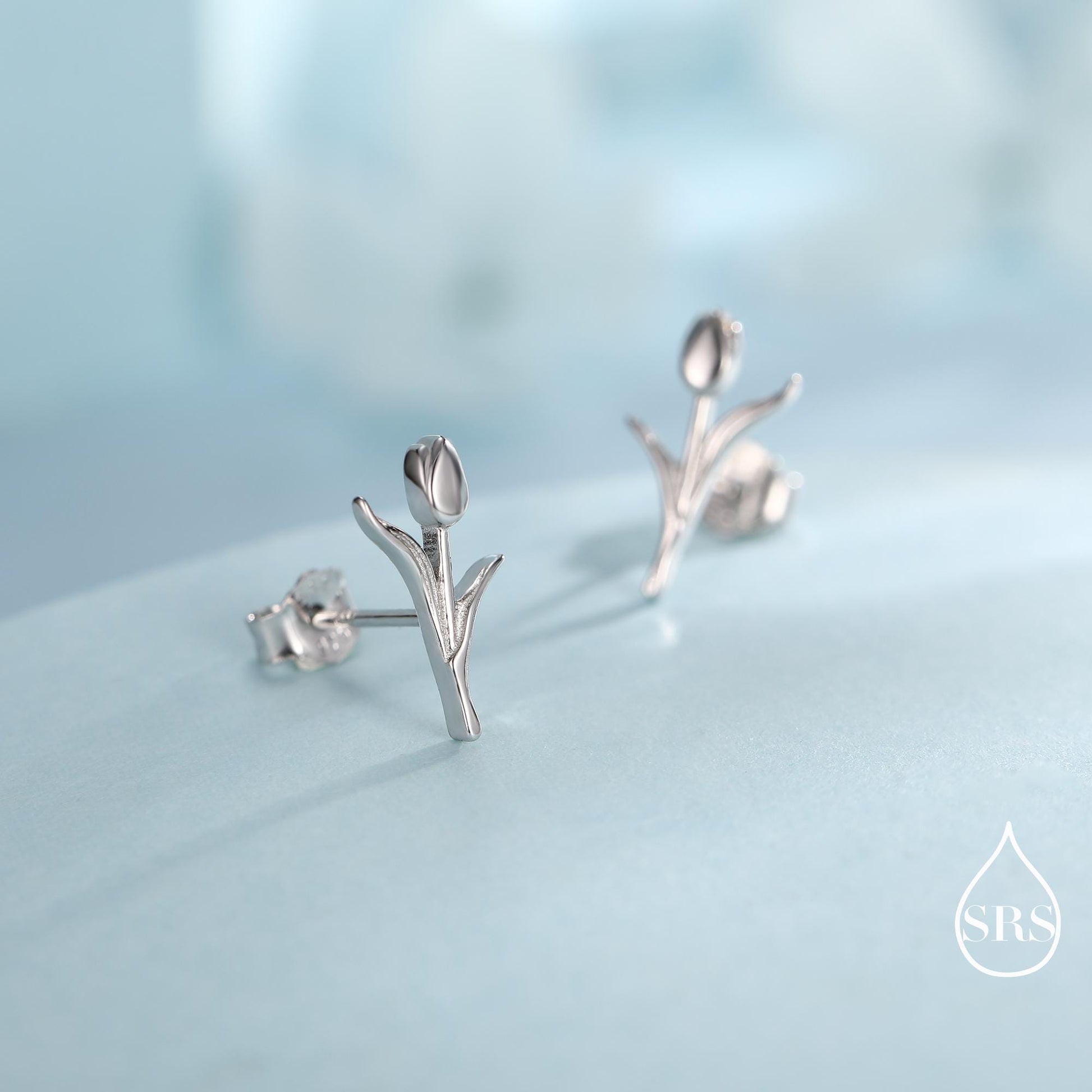 Dainty Tulip Flower Stud Earrings in Sterling Silver, Silver, Gold or Rose Gold Finish, Flower Earrings, Tulip Earrings, Spring Earrings