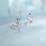 Delicate Tulip Flower Stud Earrings in Sterling Silver, Silver or Gold or Rose Gold, Flower Earrings, Tulip Earrings