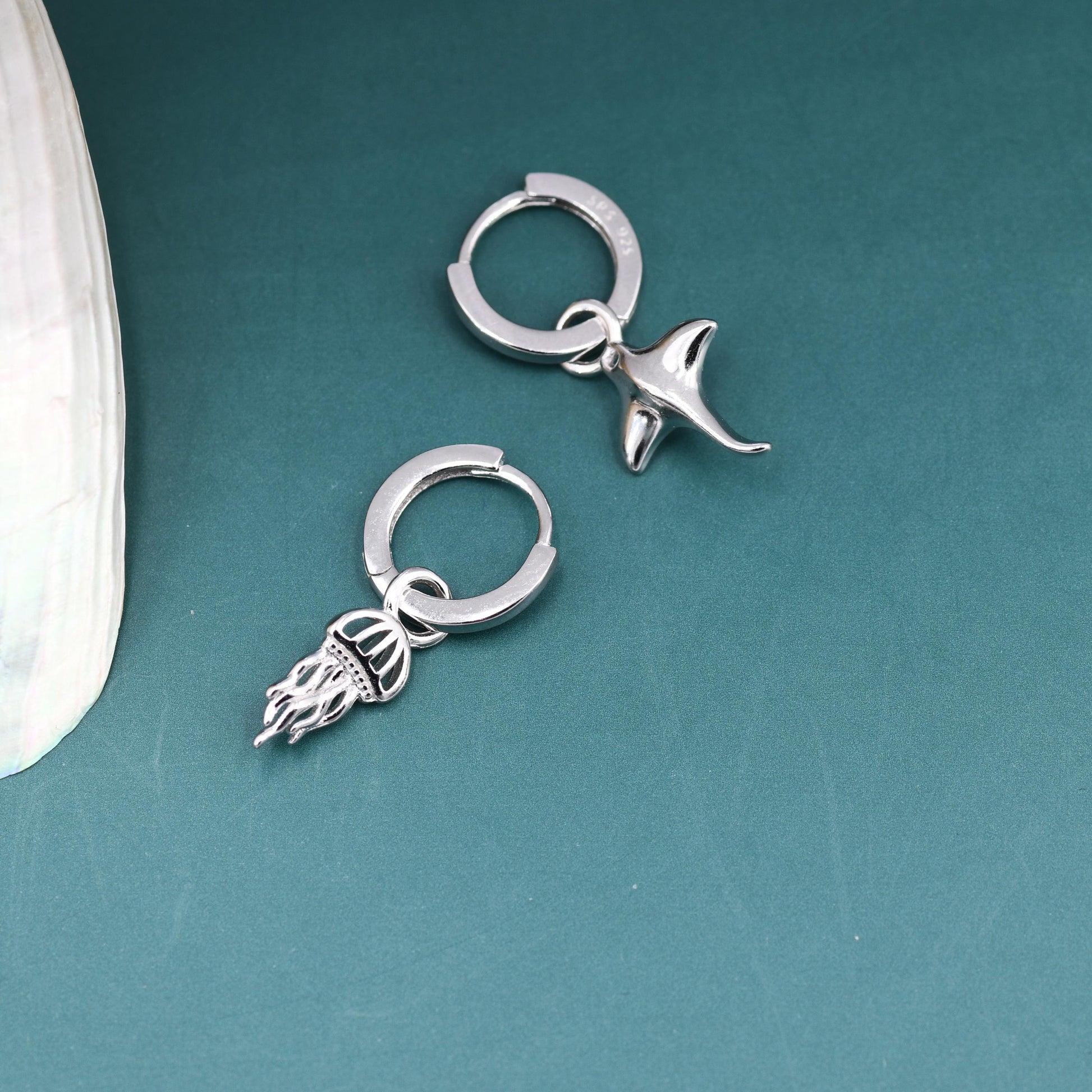 Mismatched Manta Ray Fish and Jellyfish Huggie Hoop Earrings, Asymmetric Stingray and Jellyfish Dangle Hoop Earrings, Fish Dangle Earrings