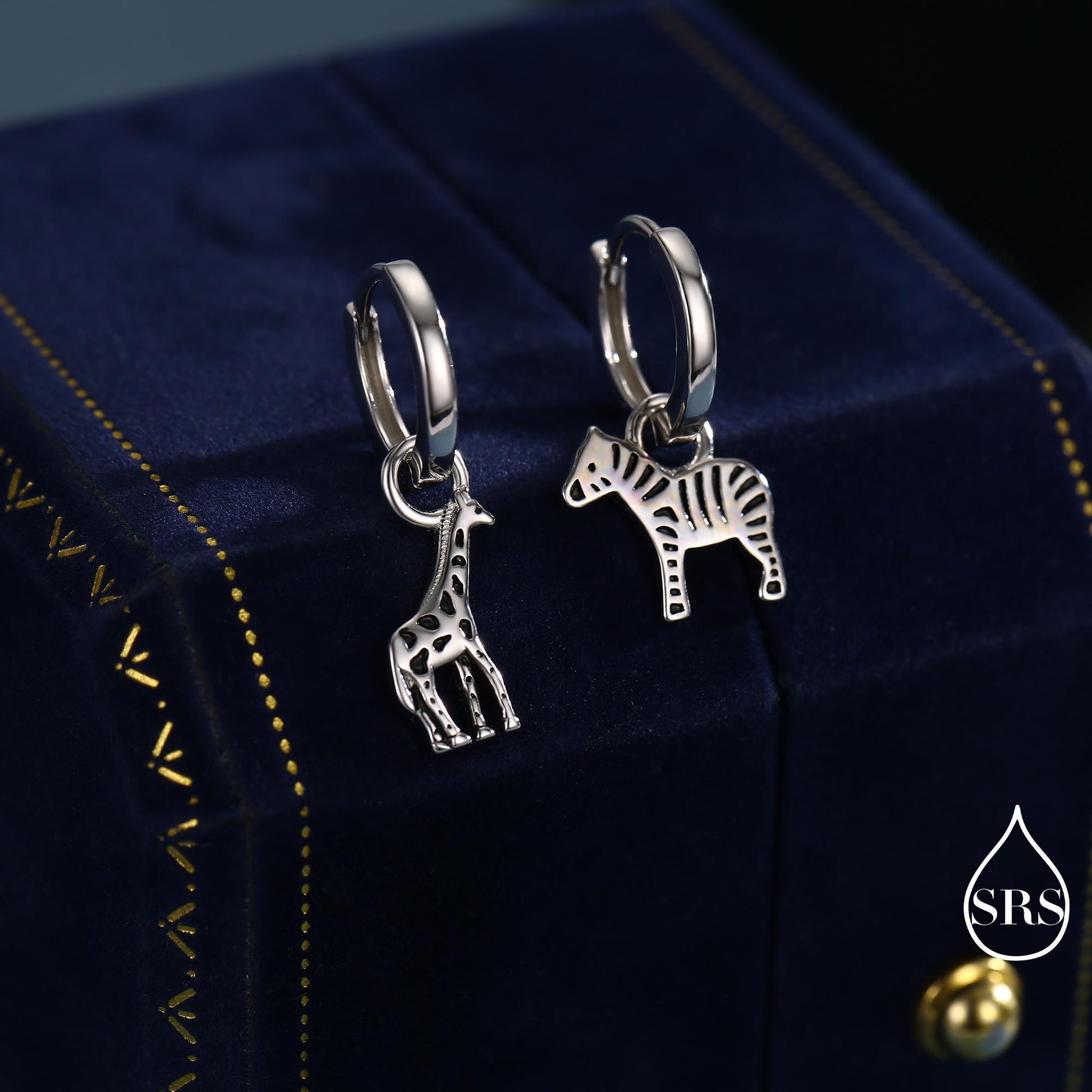 Sterling Silver Mismatched Zebra and Giraffe Hoop Earrings – Safari Animal Jewellery for Nature Lovers, Detachable Hoops