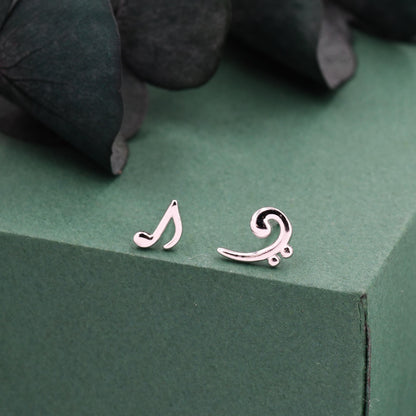 Sterling Silver Asymmetric Music Note & Bass Clef Stud Earrings – Minimalist Mismatched Earrings, Musician Gift, Hypoallergenic Jewellery