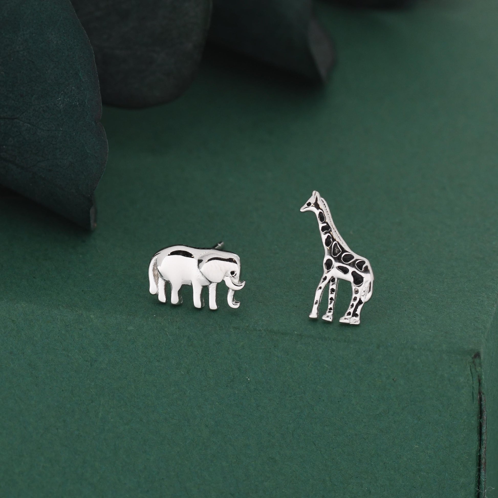 Sterling Silver Elephant & Giraffe Stud Earrings – Safari Animal Mismatched Earrings, Minimalist Asymmetric, Gift for Animal Lovers