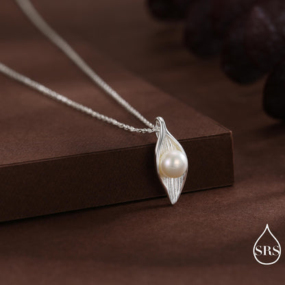 Sterling Silver Beautiful Calla Lily Flower Blossom Beautiful and Elegant Pendant Necklace - with Freshwater Pearl - Delicate
