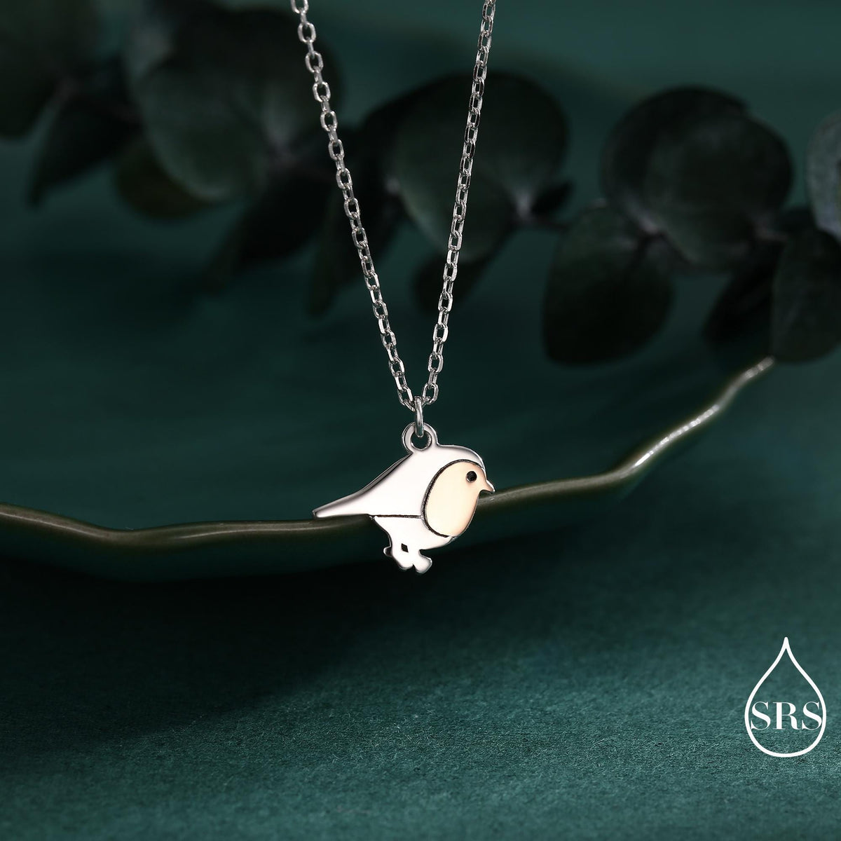 Robin Bird Pendant Necklace in Sterling Silver, Silver Animal Pendant, Nature Inspired Jewellery, Bird Necklace