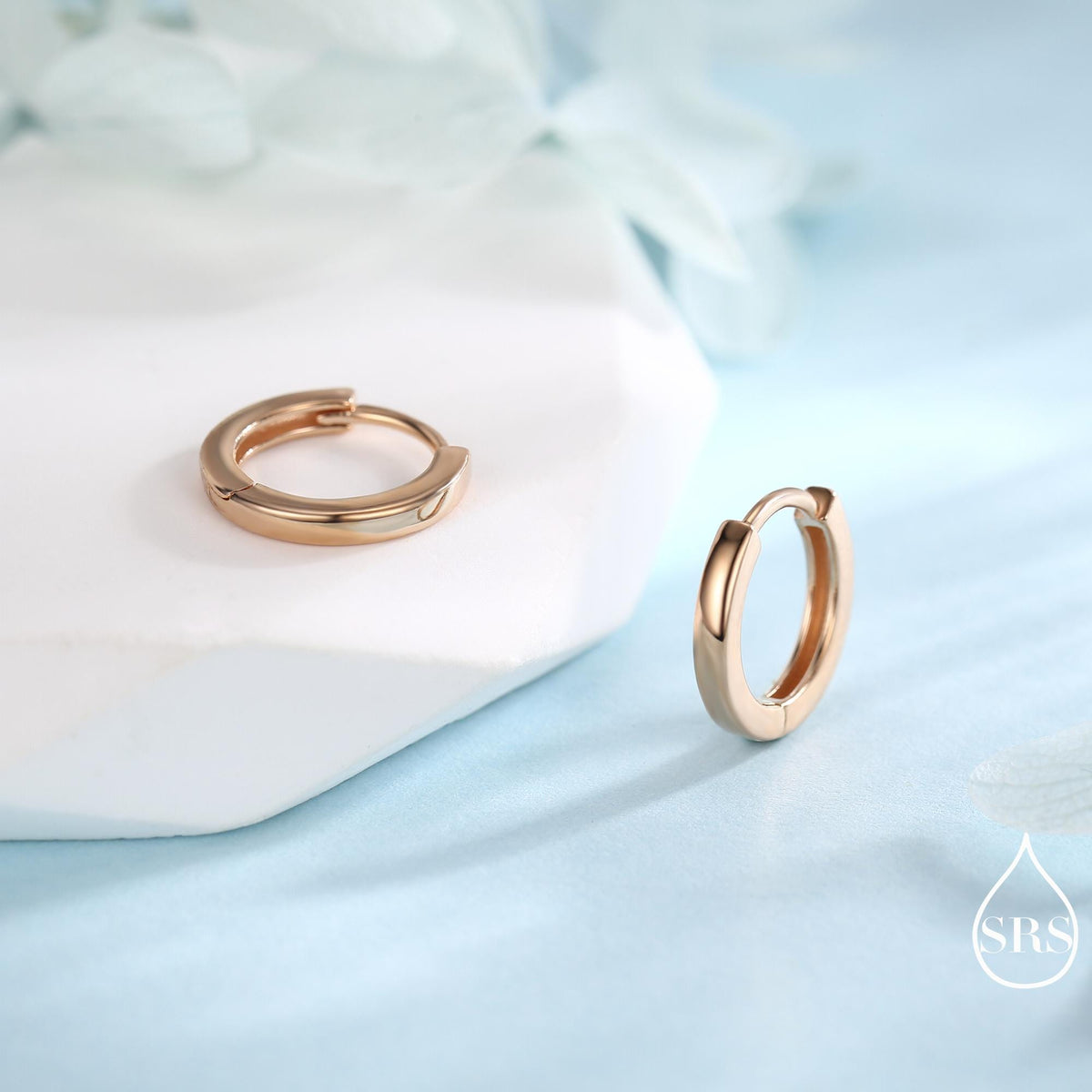 Minimalist Simple Huggie Hoop Earrings in Sterling Silver, Silver or Gold or Rose Gold Finish, Straight Edge Hoop Earrings
