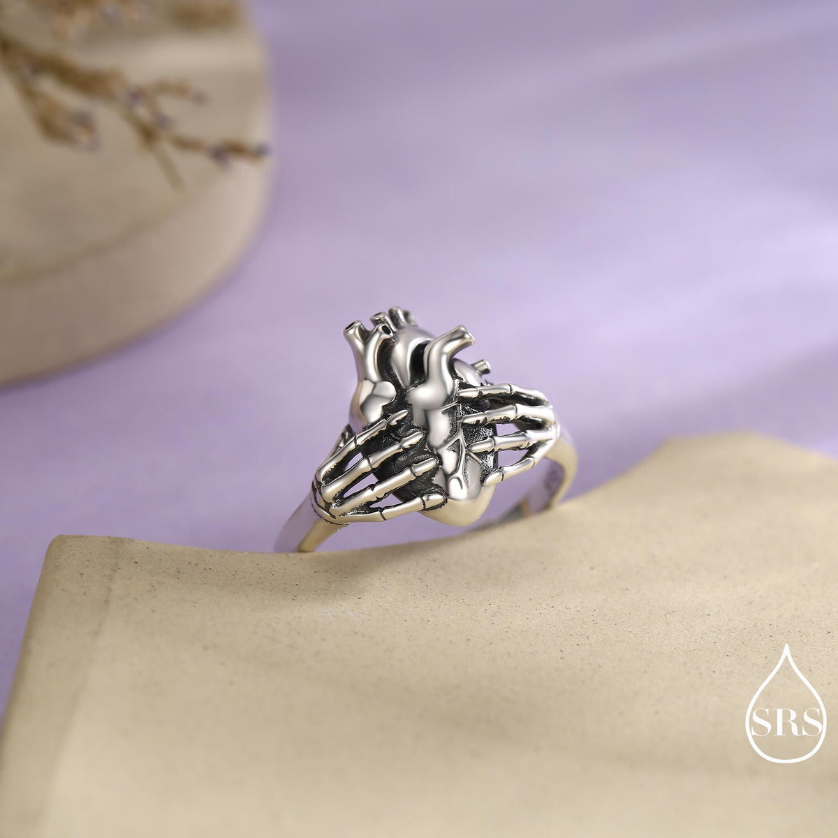 Anatomical Heart & Skeleton Hands Sterling Silver Ring, Oxidised Silver Heart in Hand Ring, Gothic Romantic Ring