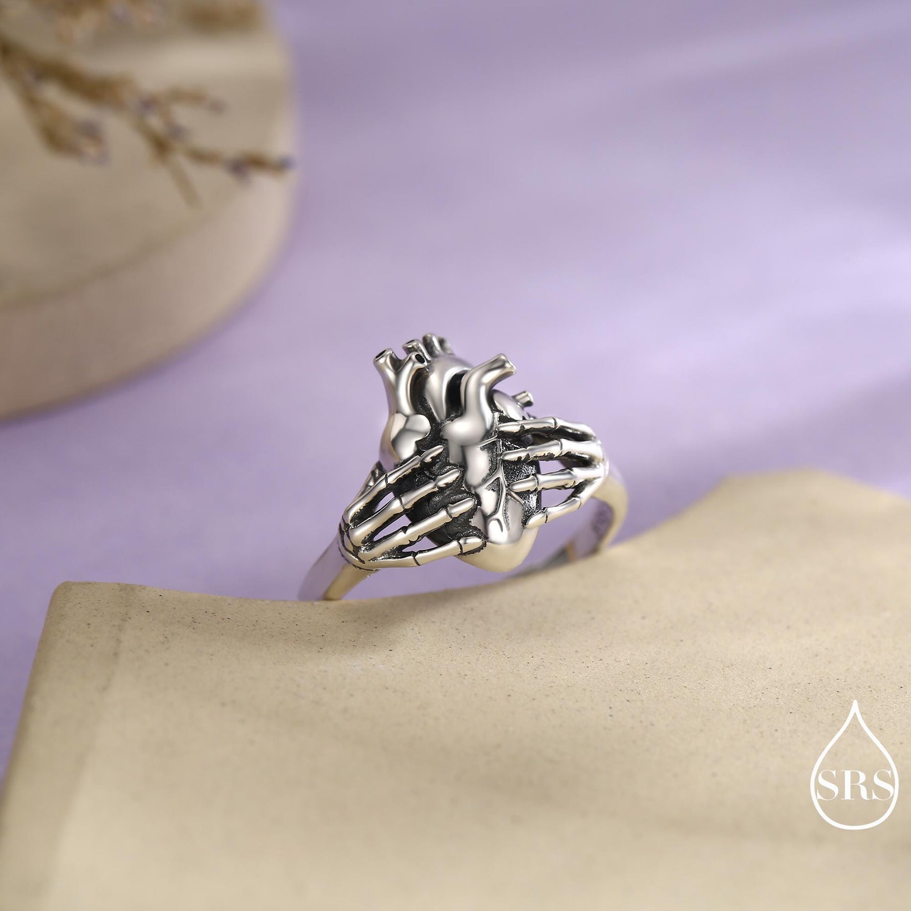 Anatomical Heart & Skeleton Hands Sterling Silver Ring, Oxidised Silver Heart in Hand Ring, Gothic Romantic Ring