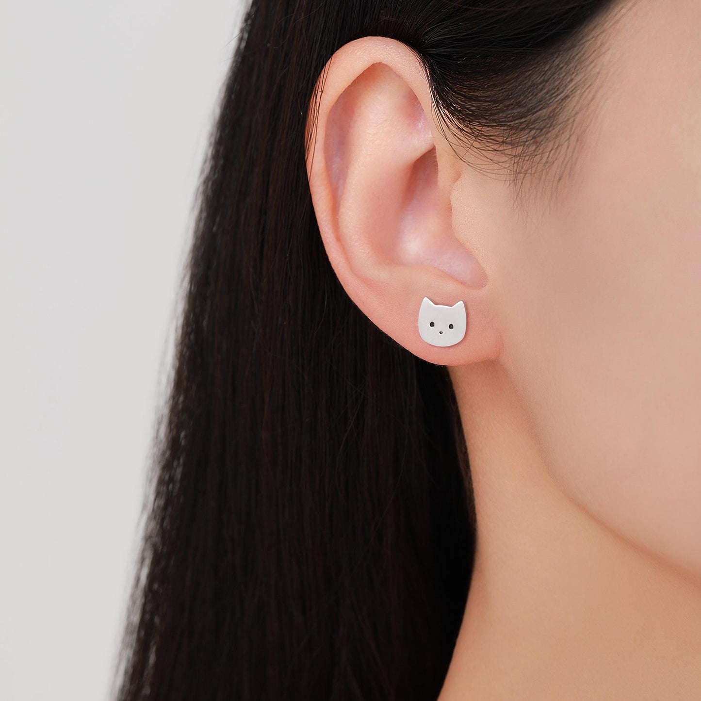 Sterling Silver Super Cute Kitty Cat Stud Earrings, Cat Lady Earrings, Fun and Quirky Animal Lover, Cat Earrings