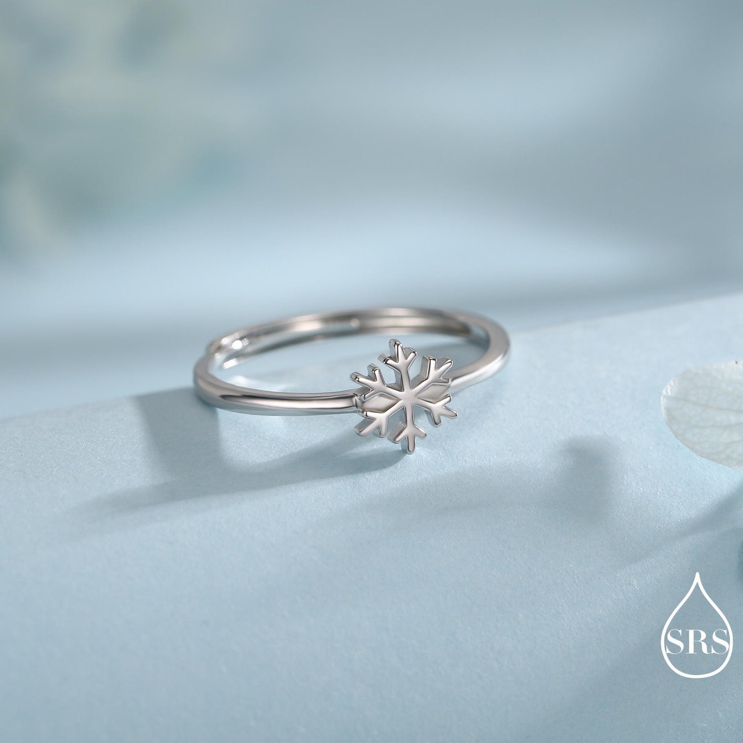 Tiny Snowflake Ring in Sterling Silver, Minimalist Winter Design, Adjustable Size, Festive Season Snow Ring