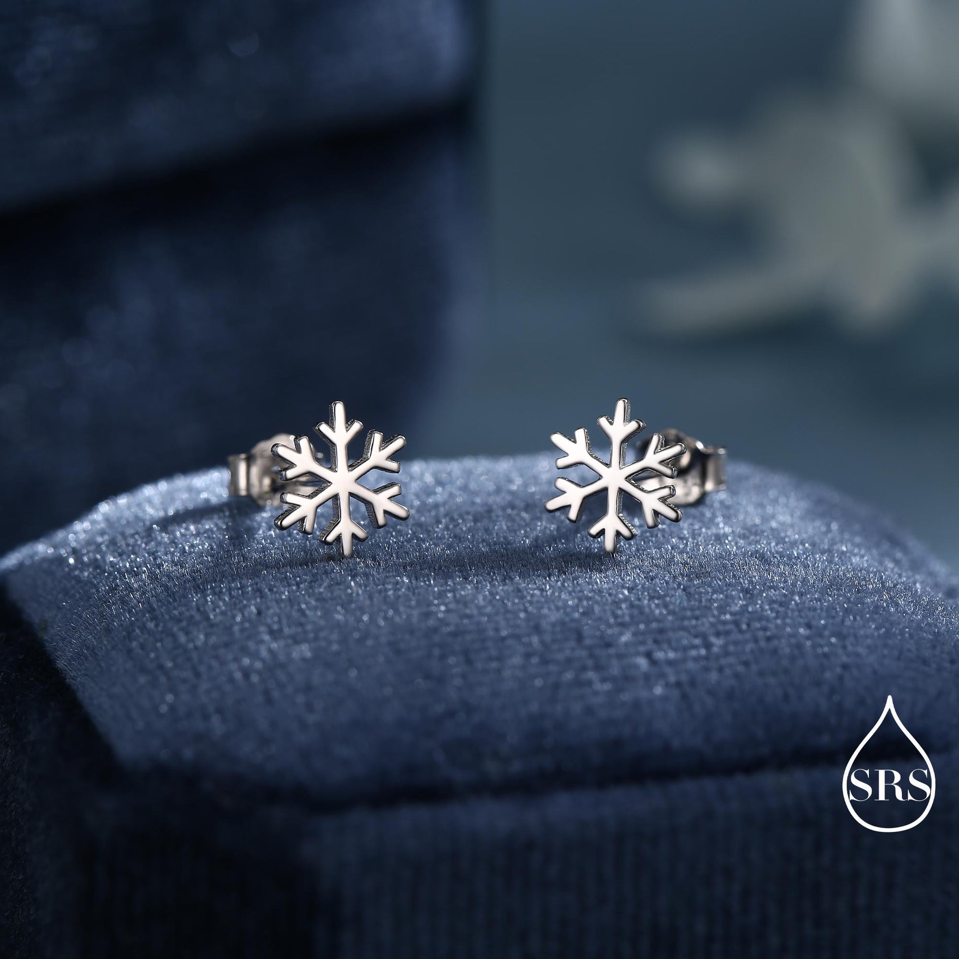 Snowflake Stud Earrings in Sterling Silver, Snow Earrings, Available in Three Finishes - Silver, Gold and Rose Gold, Dainty Snowflake