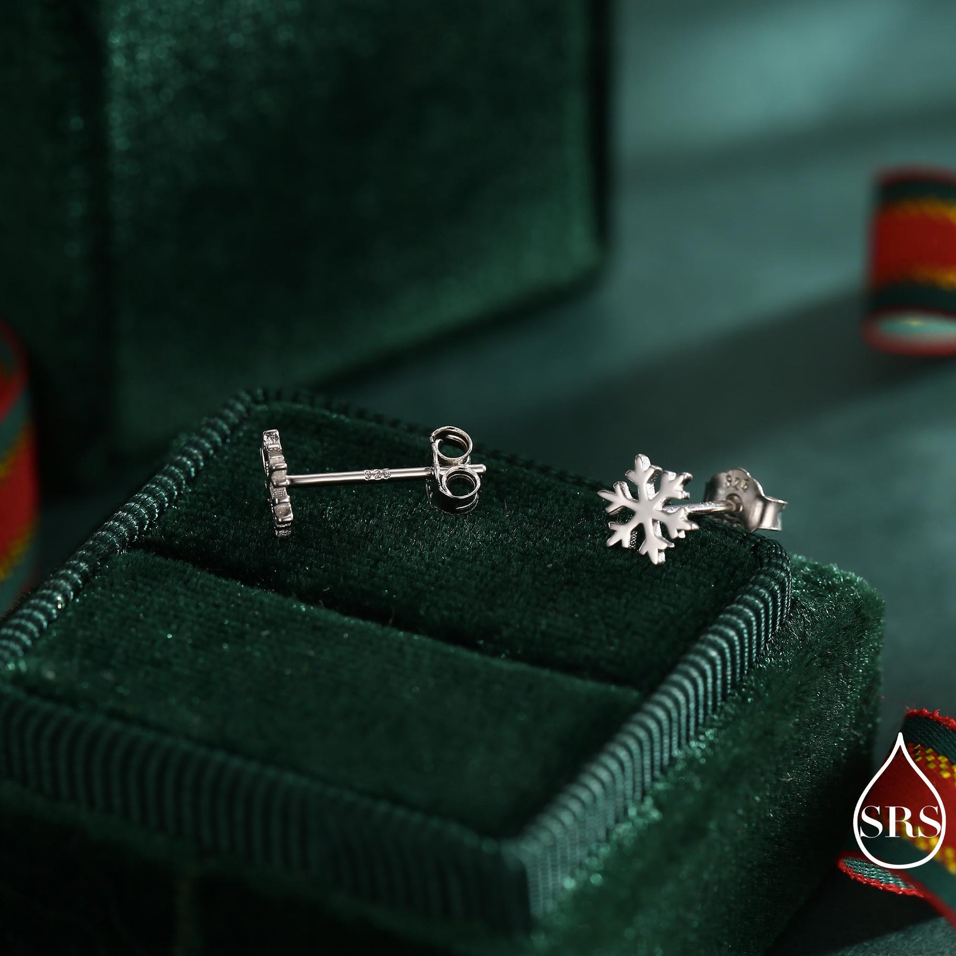 Snowflake Stud Earrings in Sterling Silver, Snow Earrings, Available in Three Finishes - Silver, Gold and Rose Gold, Dainty Snowflake