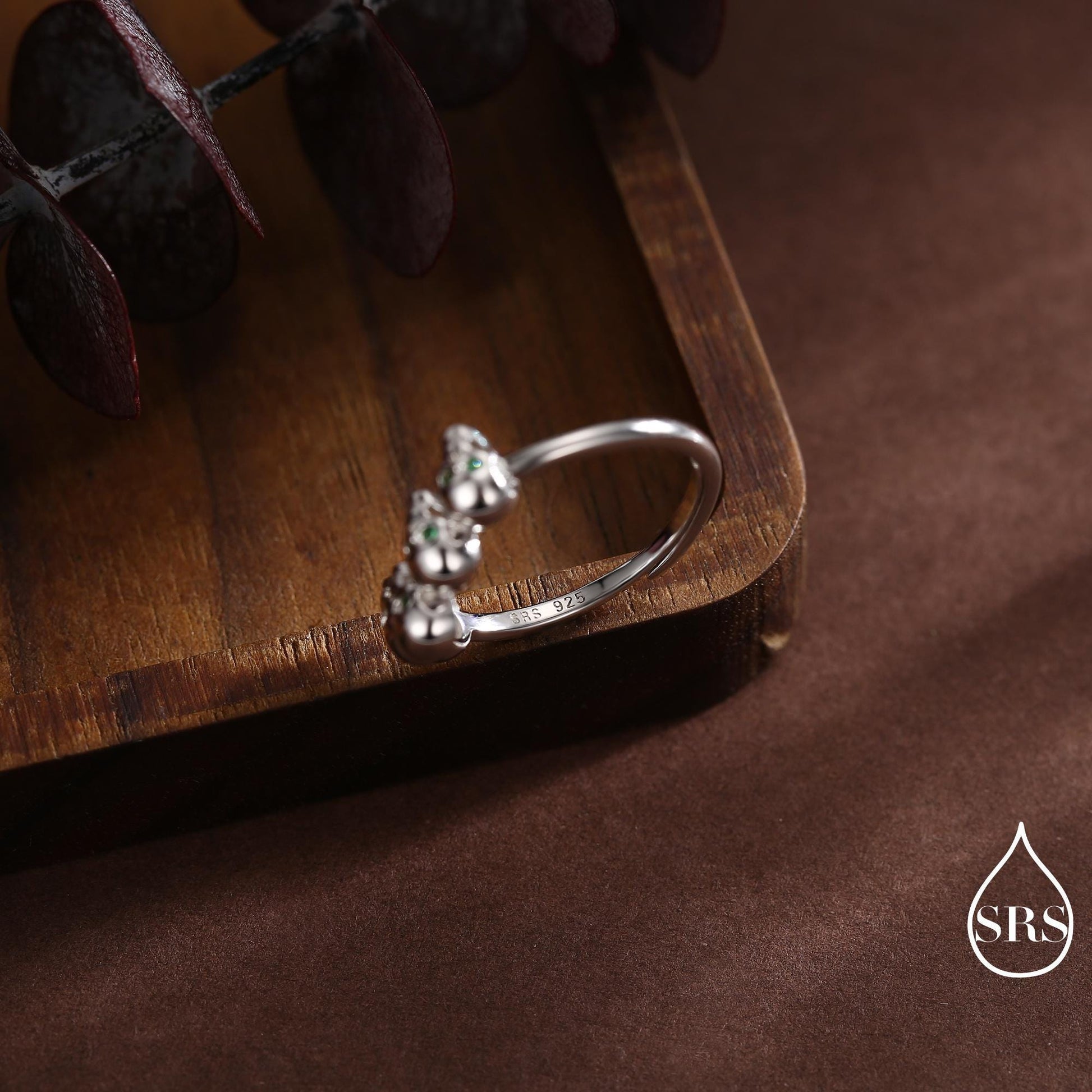 Sterling Silver Skull Motif Ring with Emerald Green CZ, Silver Skull V Shape Ring, Tiny Skull Chevron Adjustable Skeleton Ring